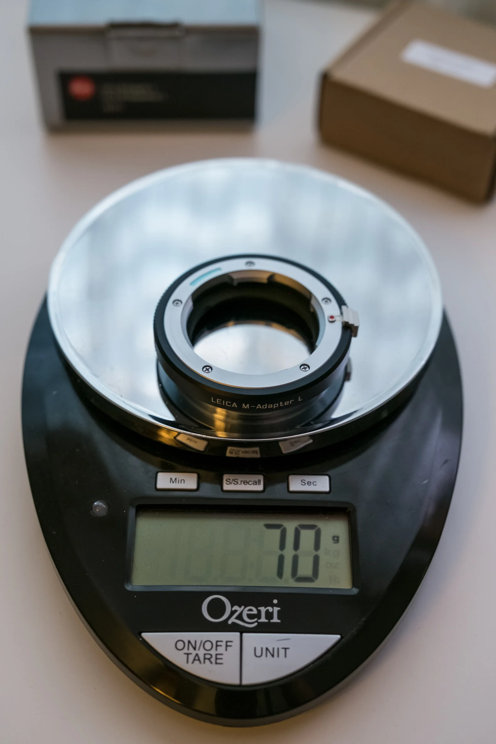 Leica; 70 grams