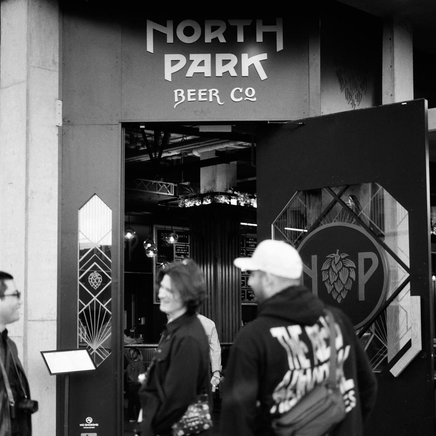 Ten back from @thedarkroomlab and our #bankershillsd meetup &amp; #photowalk a few weeks ago with the San Diego #beersandcameras crew. Snaps via #leicaM3 with a 35mm #nokton35mmf15 @voigtlander_offiziell from @camera_quest. Truly fallen in love with 