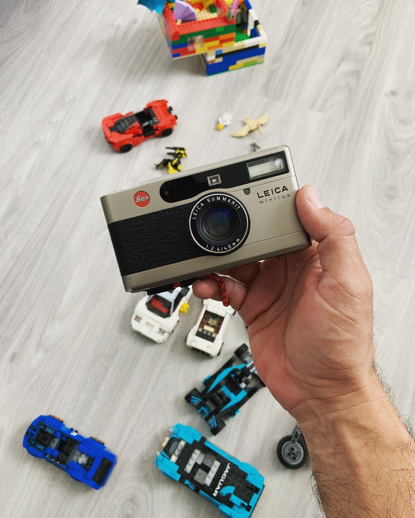 A special day calls for a very special camera #LeicaMinilux ❤️&hellip; that 40mm #Summarit 👌🏽 #theDarkroomLab #reflex400 #leicacamera #filmisalive #35mm