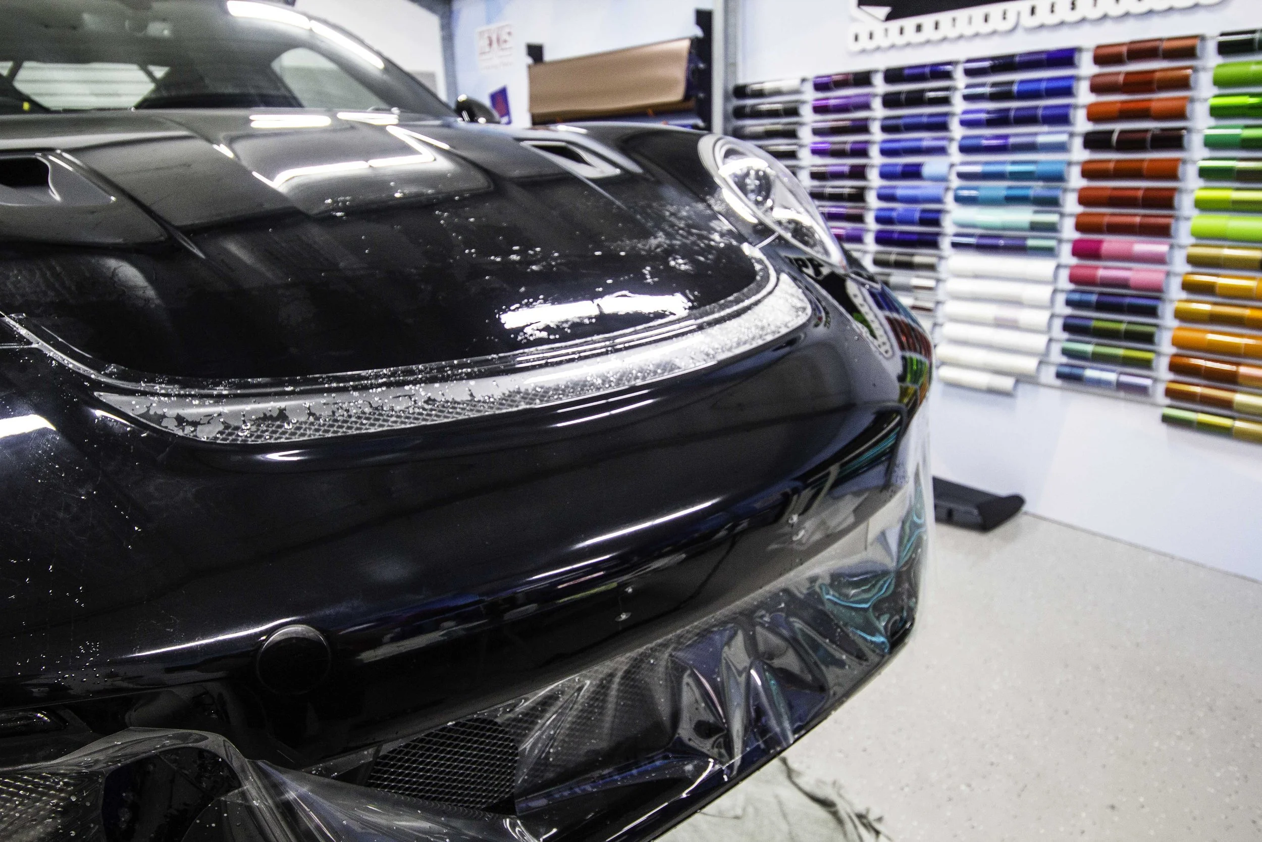 Hexis_Bodyfence_Porsche_GT3RS_WRAPPED_ON_VINYL-16.jpg