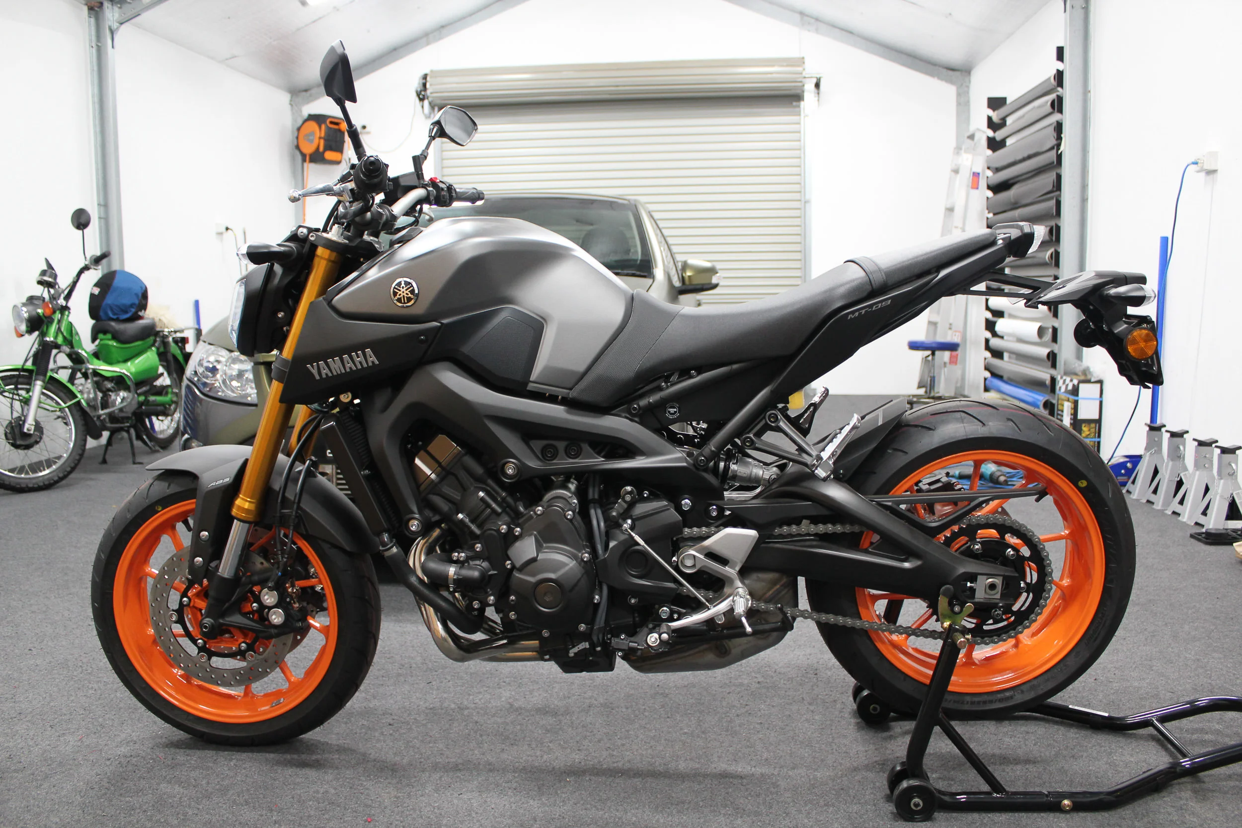 Yamaha Mt09 Hexis Gloss Orange Wrapped On Vinyl Bendigo Automotive Paint Protection Film Colour Change Vinyl Wraps