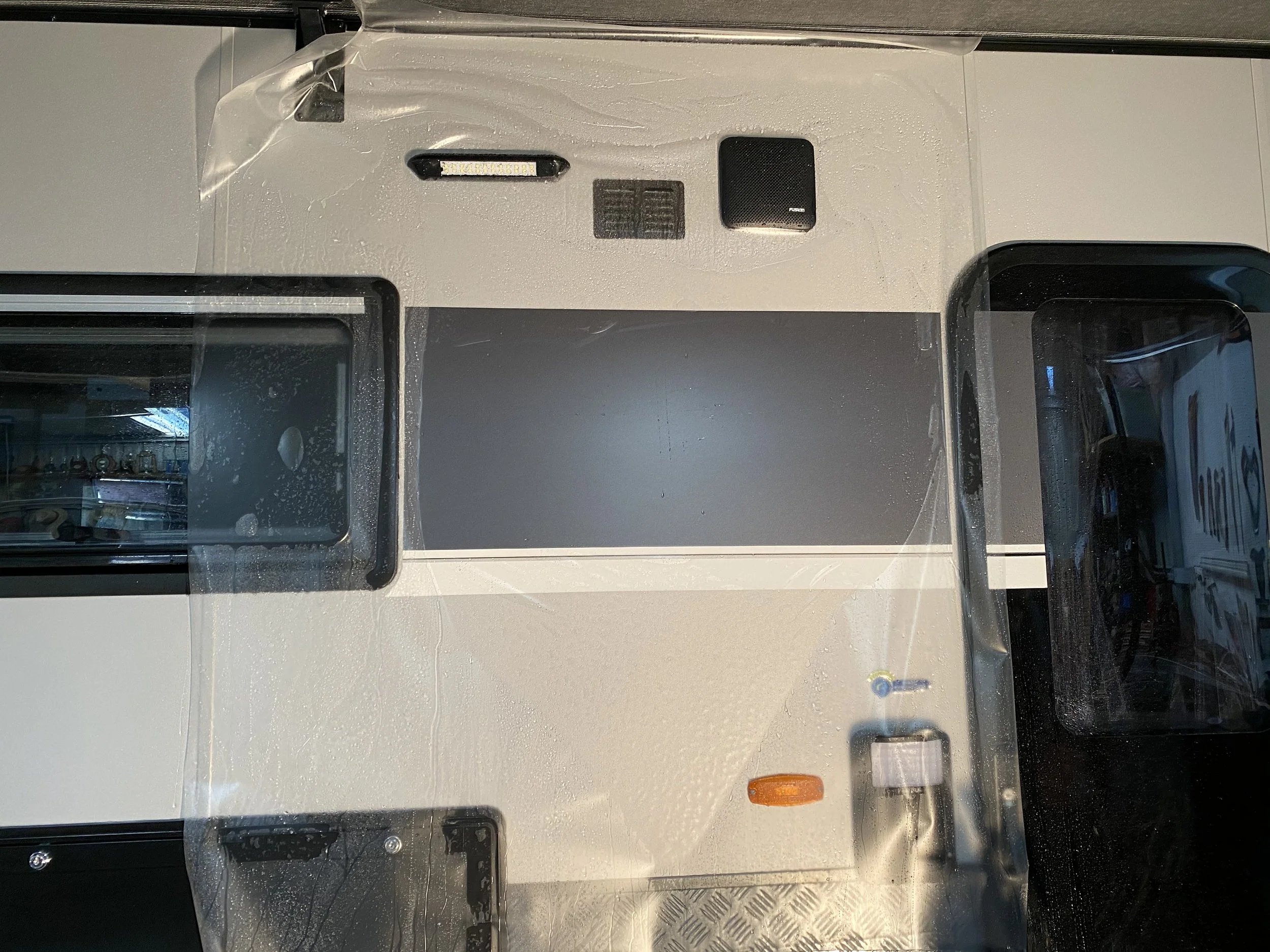 Wrapped_On_Vinyl_Caravan_PPF4313.jpg