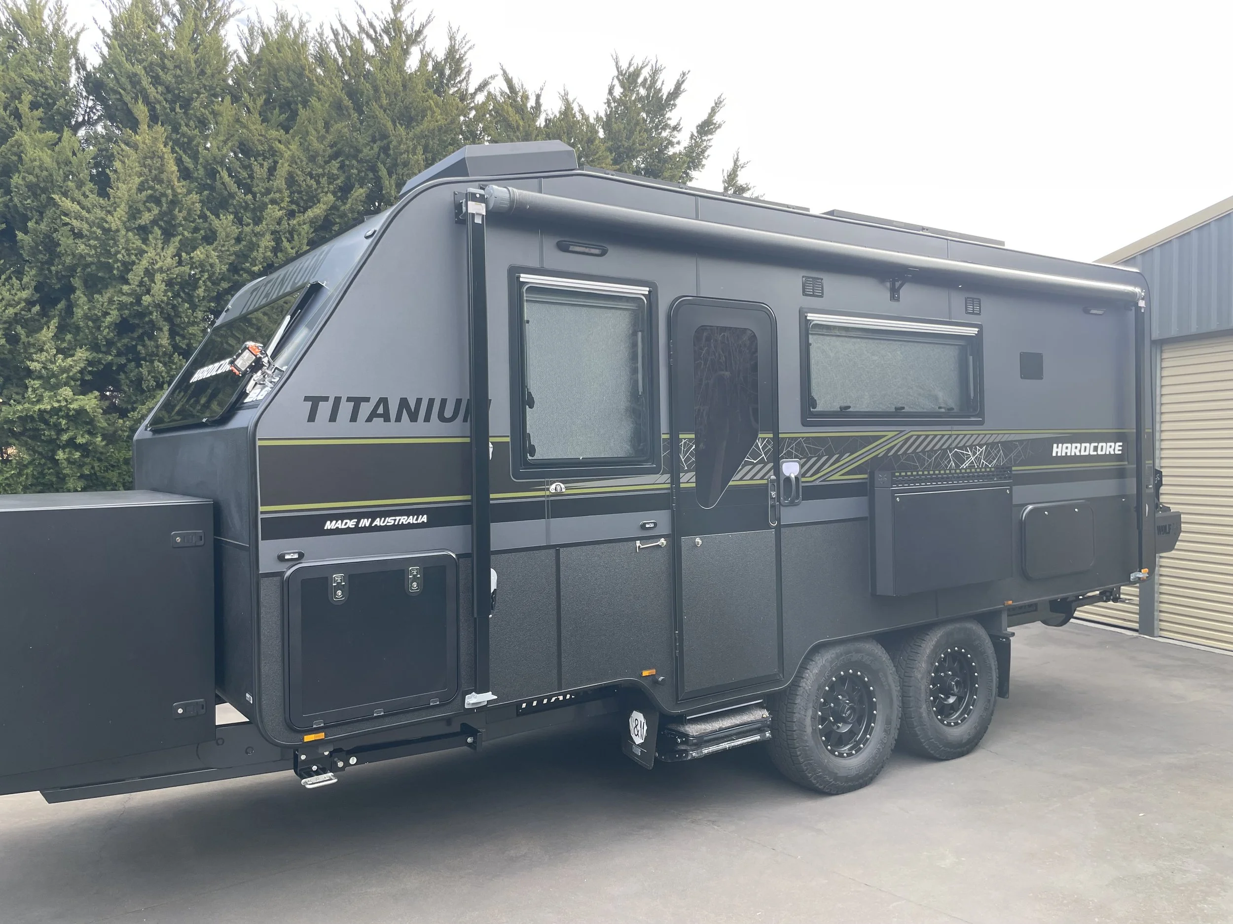 Wrapped_On_Vinyl_Caravan_PPF9084.jpg