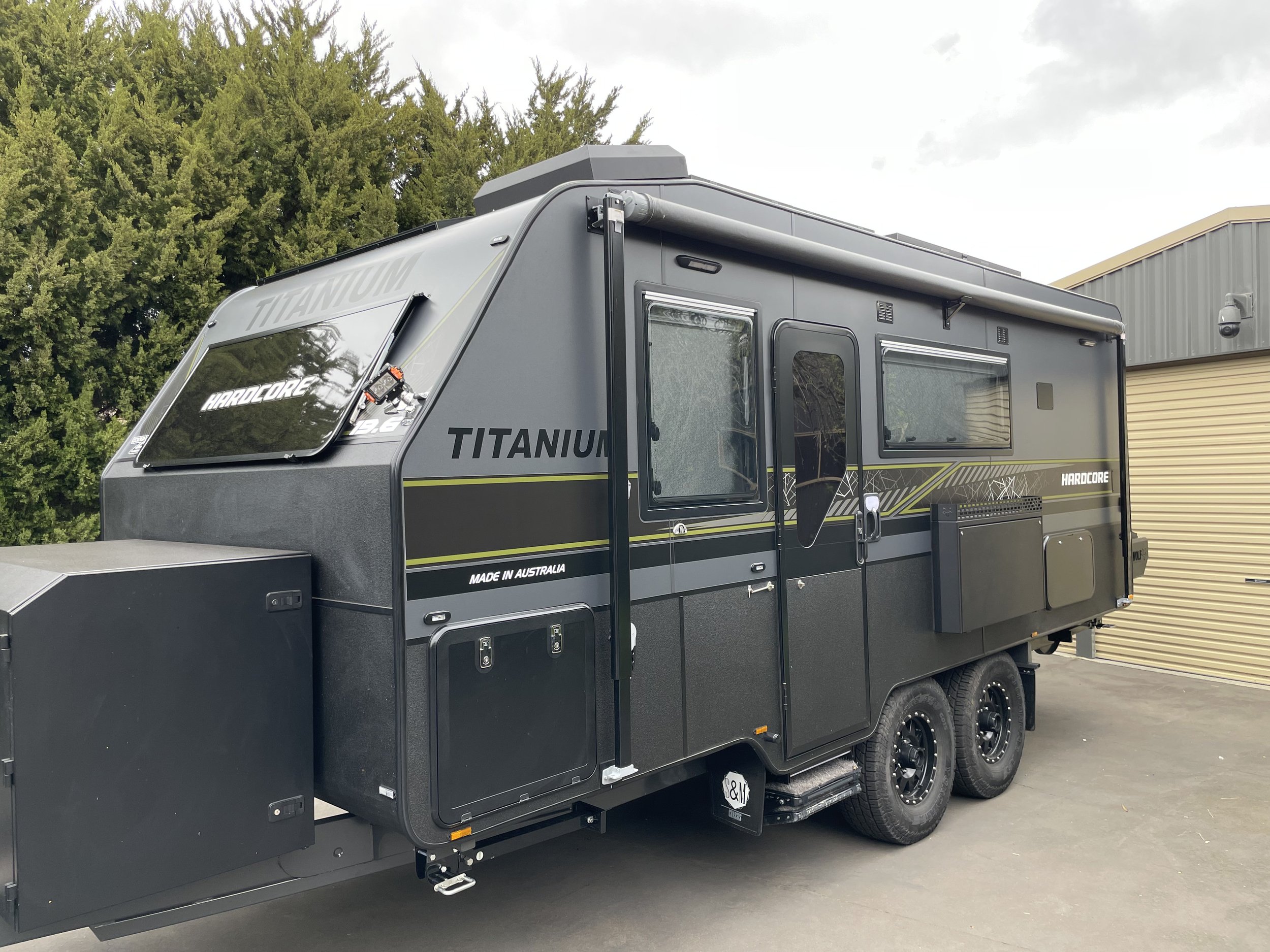 Wrapped_On_Vinyl_Caravan_PPF9094.jpg