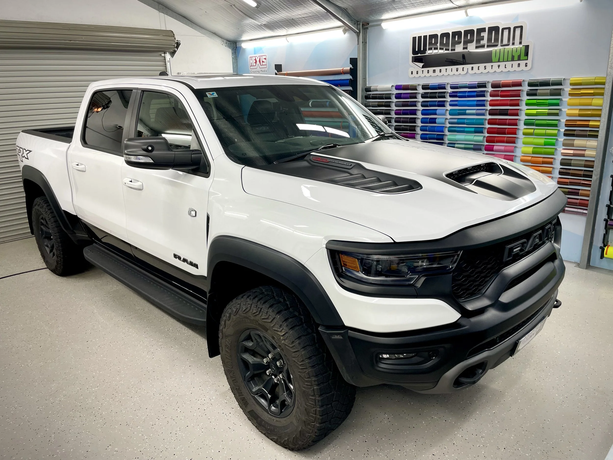Wrapped_On_Vinyl_Gloss_PPF4746.jpg