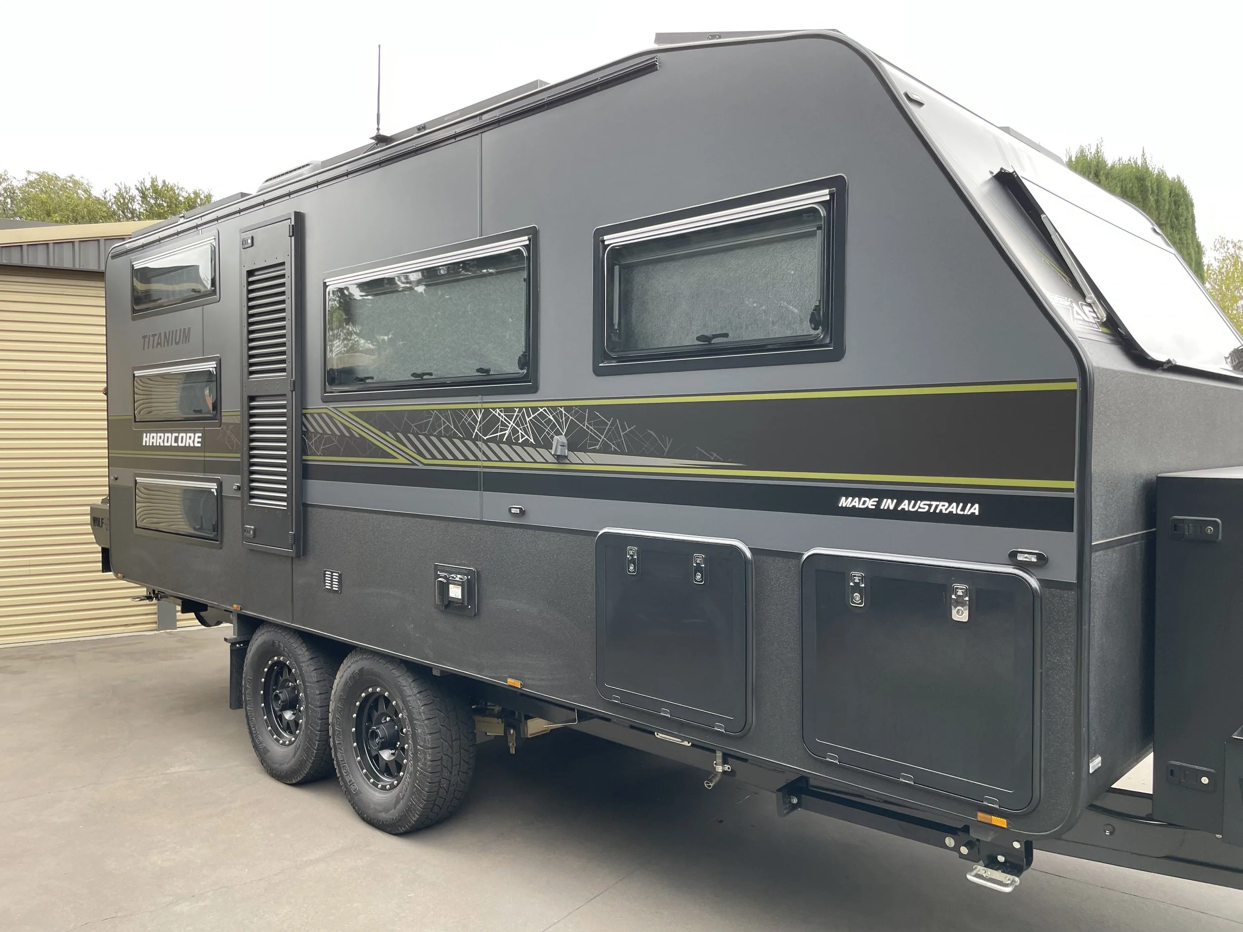 Wrapped_On_Vinyl_Caravan_PPF9095.jpg