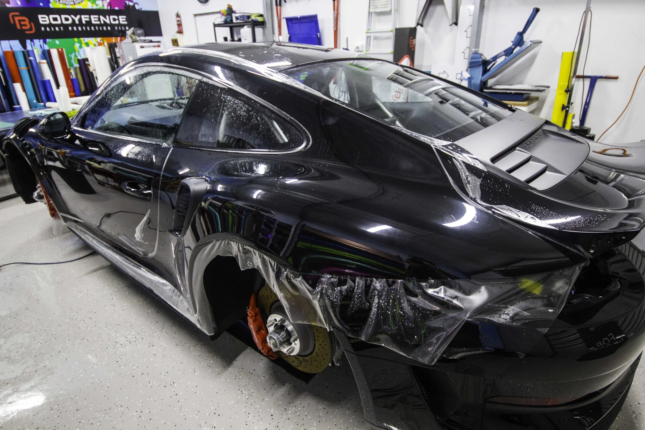 Hexis_Bodyfence_Porsche_GT3RS_WRAPPED_ON_VINYL-7.jpg