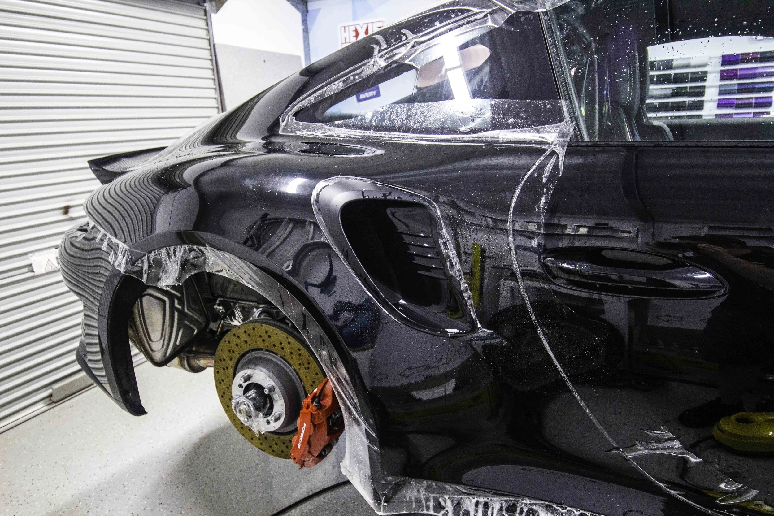 Hexis_Bodyfence_Porsche_GT3RS_WRAPPED_ON_VINYL-11.jpg