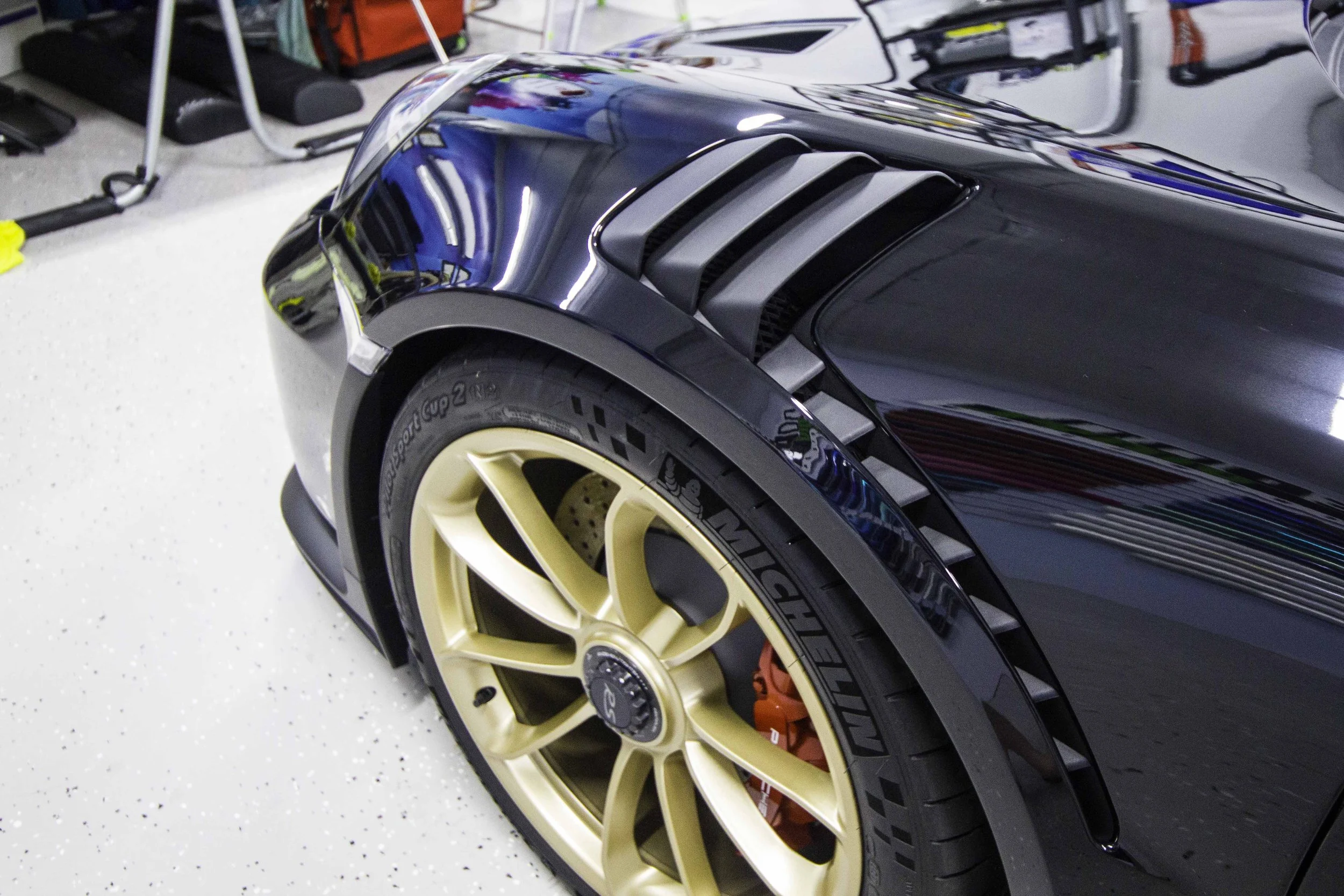 Hexis_Bodyfence_Porsche_GT3RS_WRAPPED_ON_VINYL-42.jpg