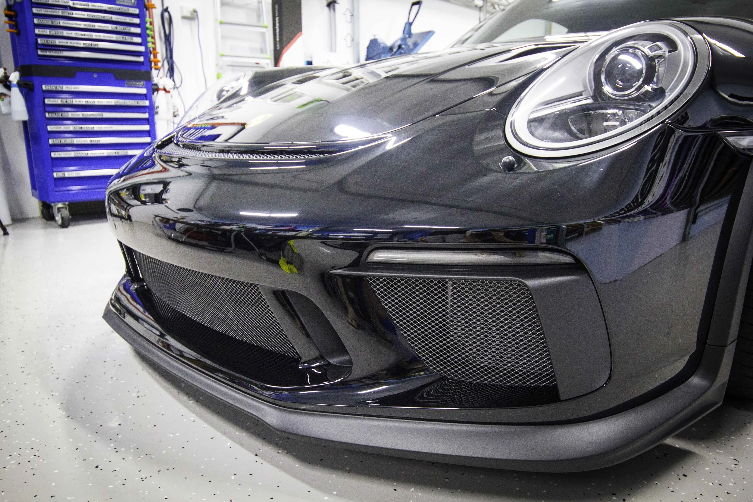 Hexis_Bodyfence_Porsche_GT3RS_WRAPPED_ON_VINYL-62.jpg