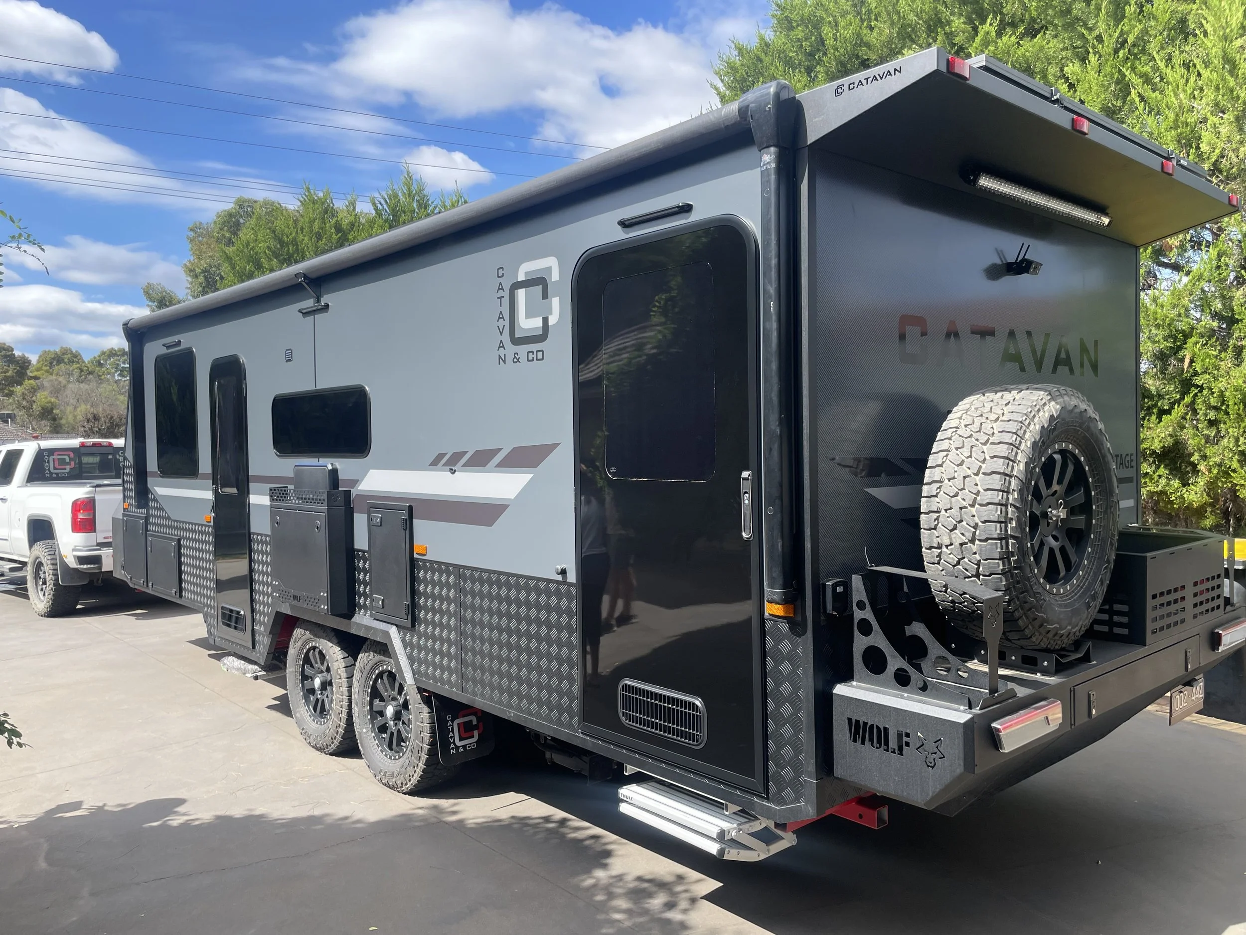 Wrapped_On_Vinyl_Caravan_PPF3716.jpg
