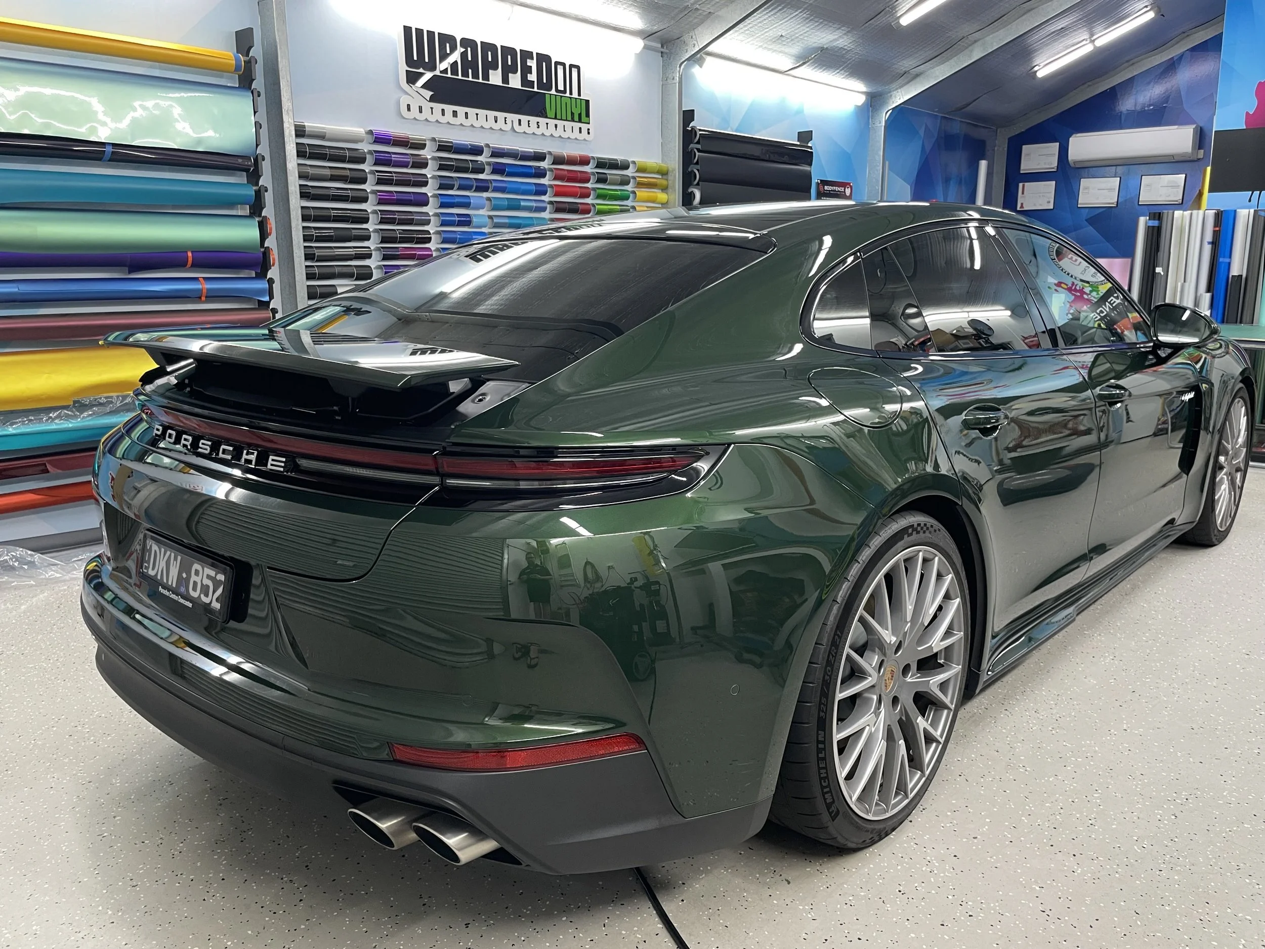 Wrapped_On_Vinyl_Gloss_PPF2778.jpg