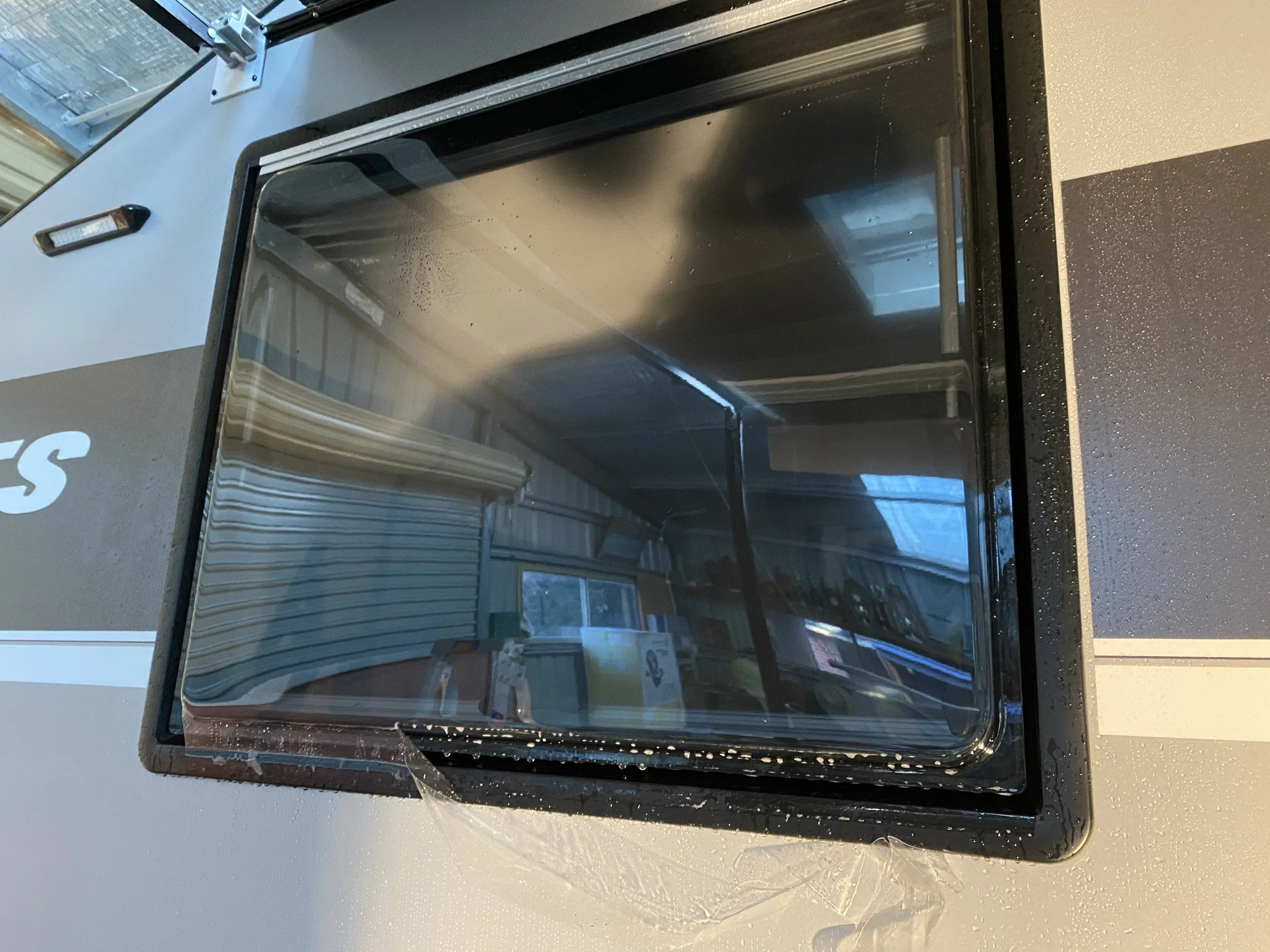 Wrapped_On_Vinyl_Caravan_PPF4314.jpg