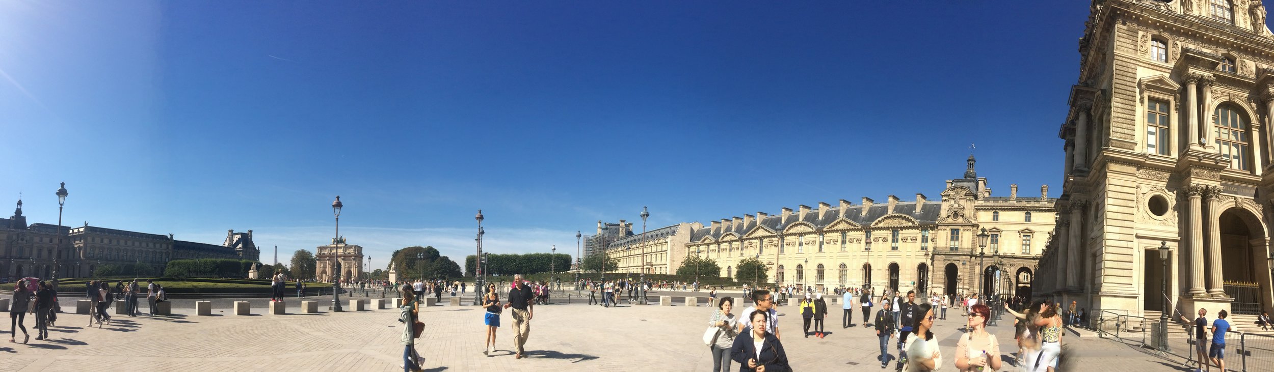 Louvre.