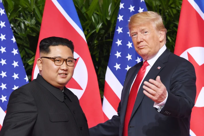 12-trump-kim-jong-un-1.w710.h473.jpg