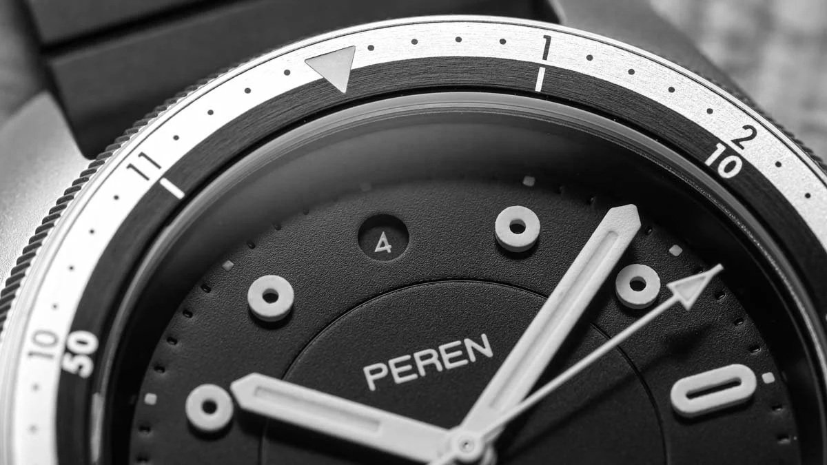 Peren One watch hand
