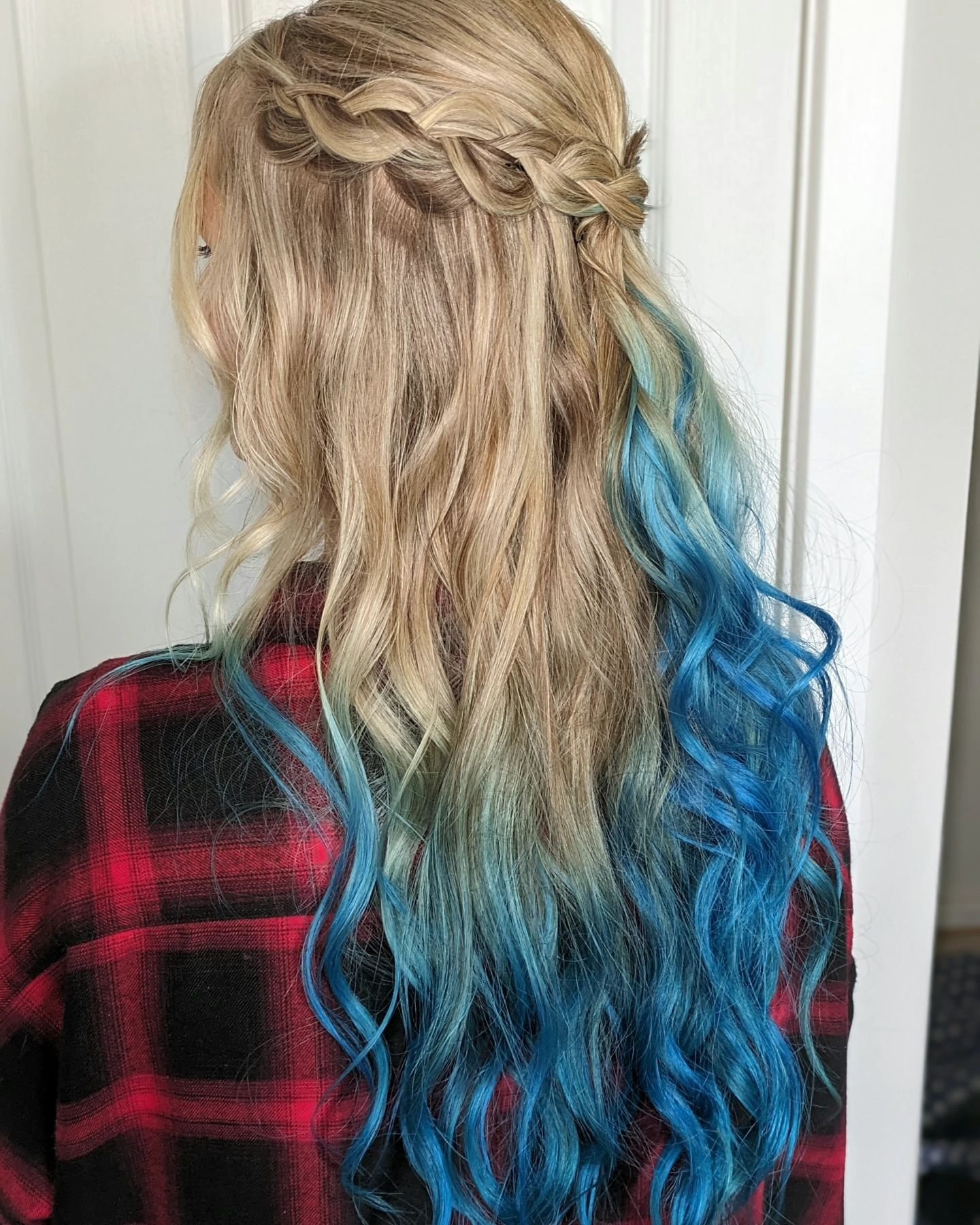 blue-hair-boho-half-updo-wedding-hair