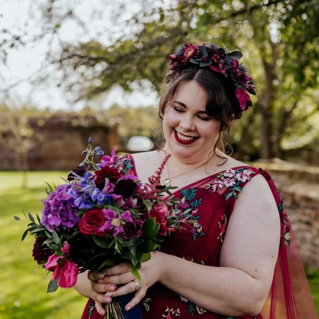 Ooh, I've another blog feature! 

This time my work has been featured on @rockmywedding for a real wedding which was epic - @chattrboxie and Matt. 

The bespoke, burgundy dress by @louiserosecouture, the floral headpiece by @florenceandflowers79 , st