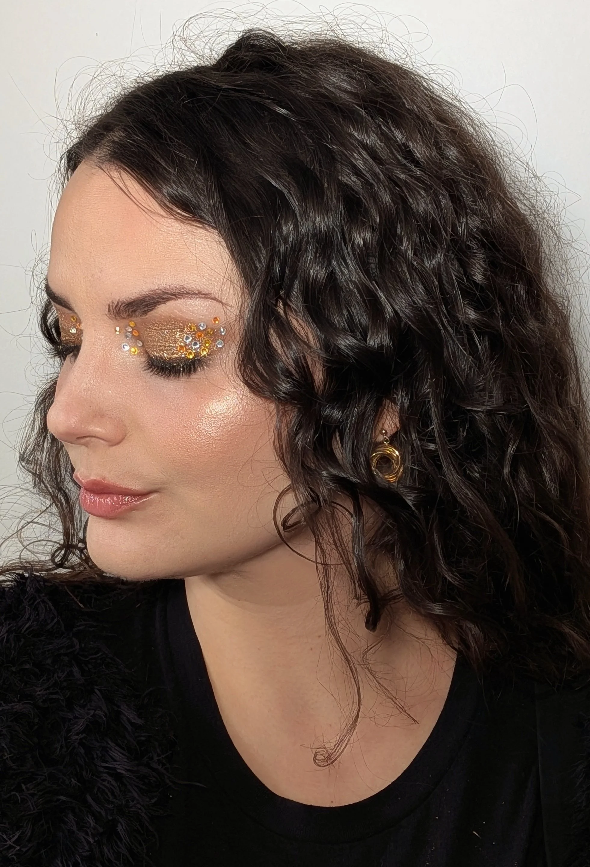 alternative-wedding-makeup-glitter-sparkle-crueltyfree