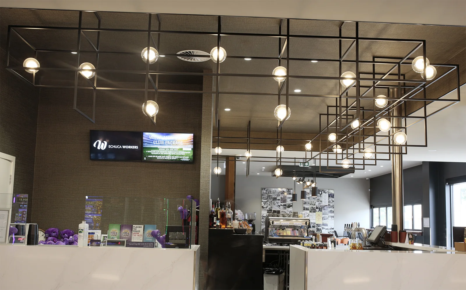 Bar feature light 4ii.jpg