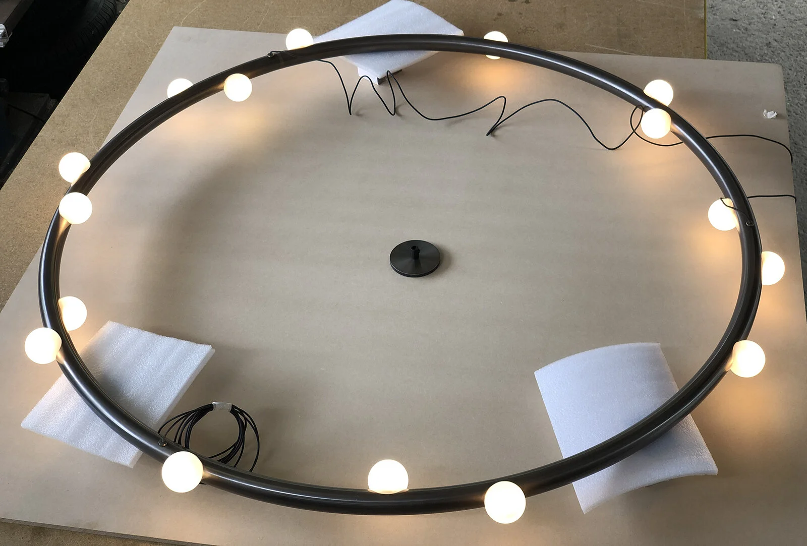 Unity pendant - 1100 bronze.JPG