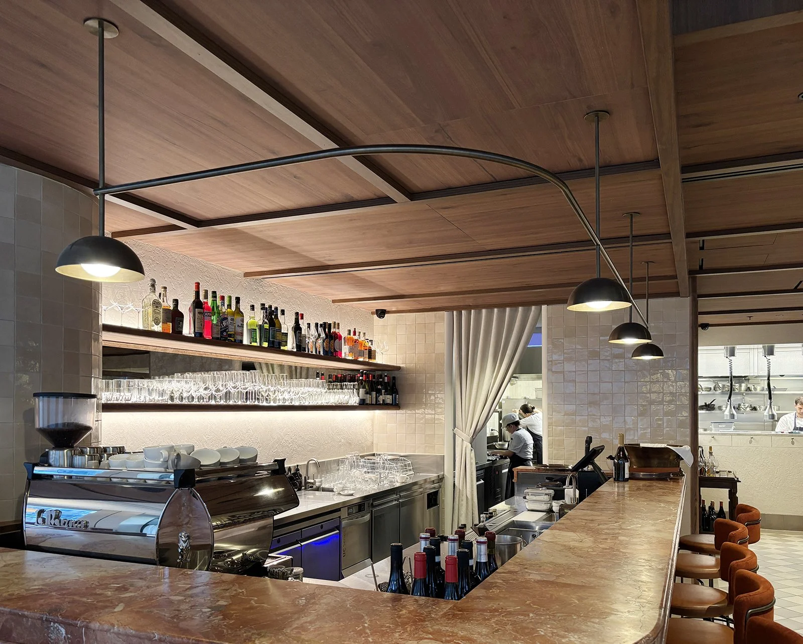 BAR PENDANT 3.jpg