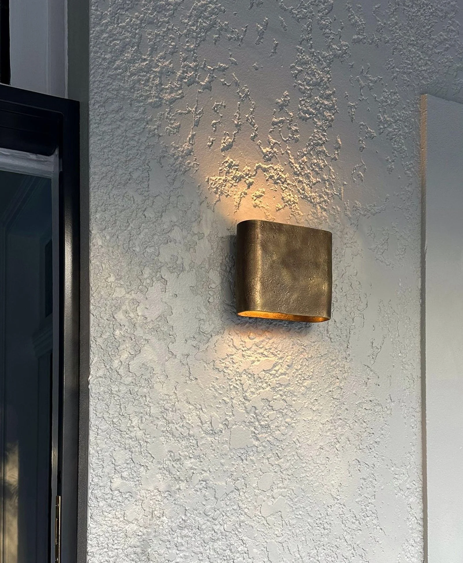 Potter sconce aged brass.jpg