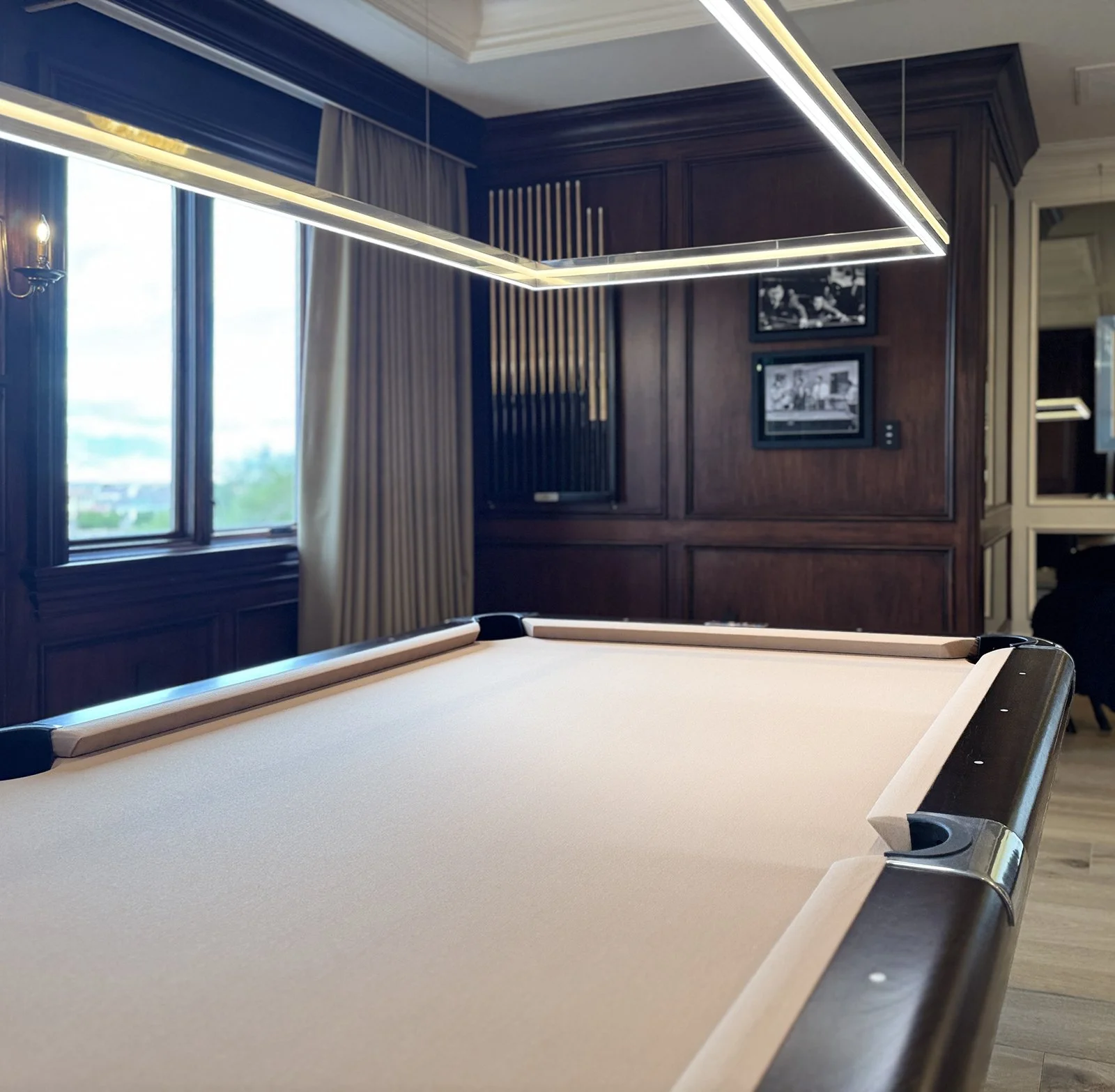 POOL TABLE LIGHT LAS VEGAS 3D.jpg