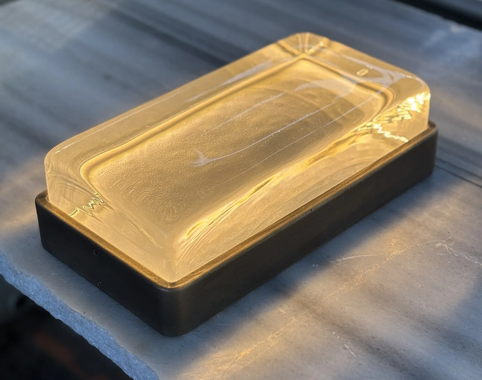 IGLOO SCONCE - AGED BRASS SMOOTH GLASS - 3D.jpg