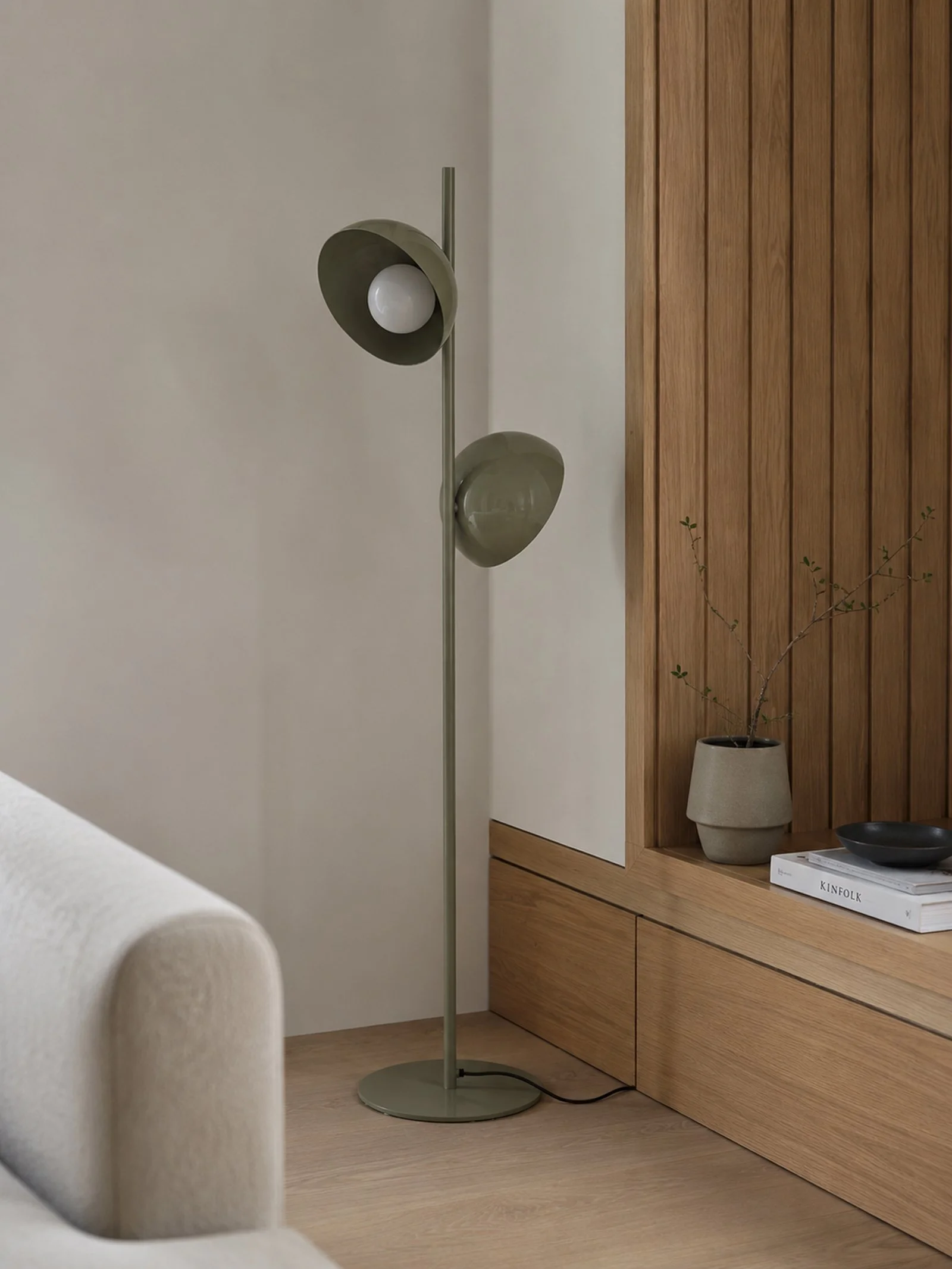 RETRO FLOOR LAMP.jpg