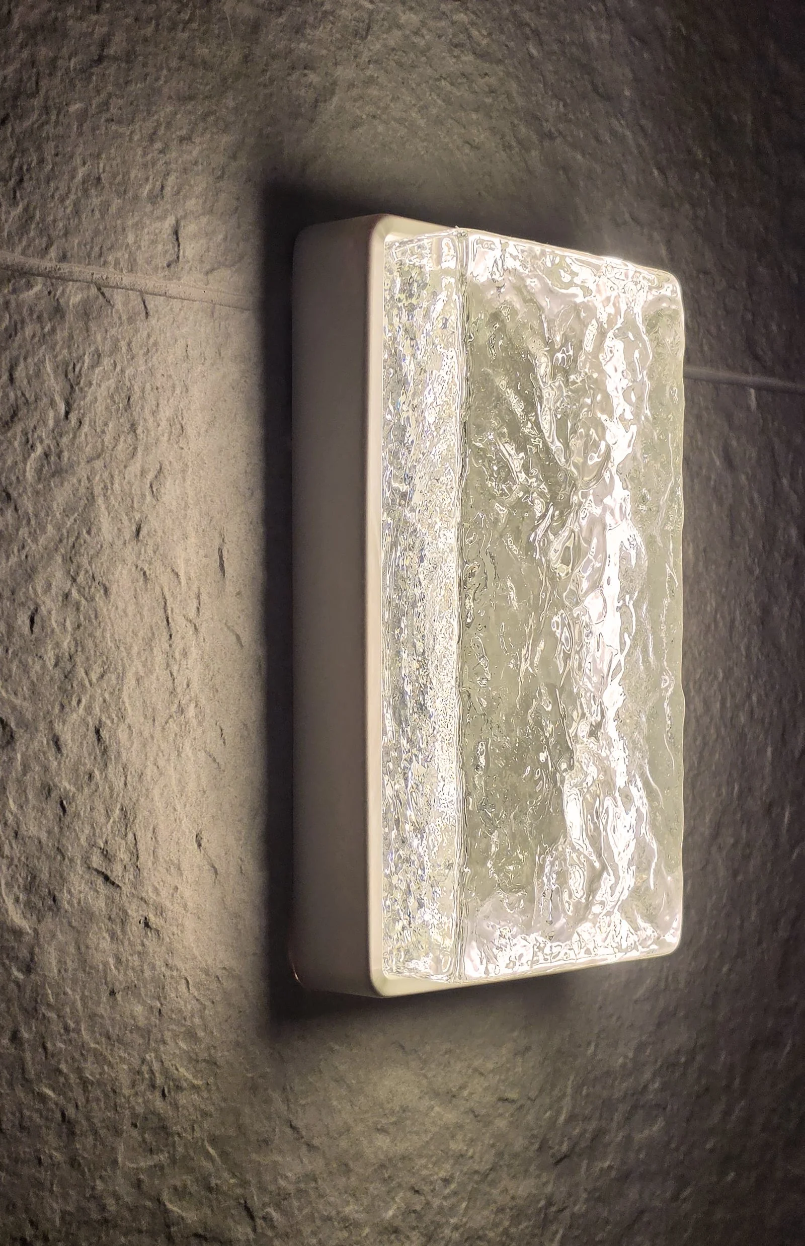 igloo sconce bathroom detail.jpg