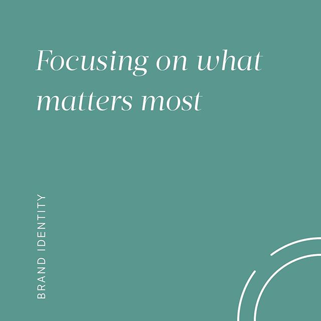 While I&rsquo;m writing this, I have too many tabs open. Fifteen, to be exact. Even more if you count the invisible ones in my head. To-do-lists, worries, random thoughts.
&bull;
I&rsquo;m helping a close friend renovate his home in addition to a ful