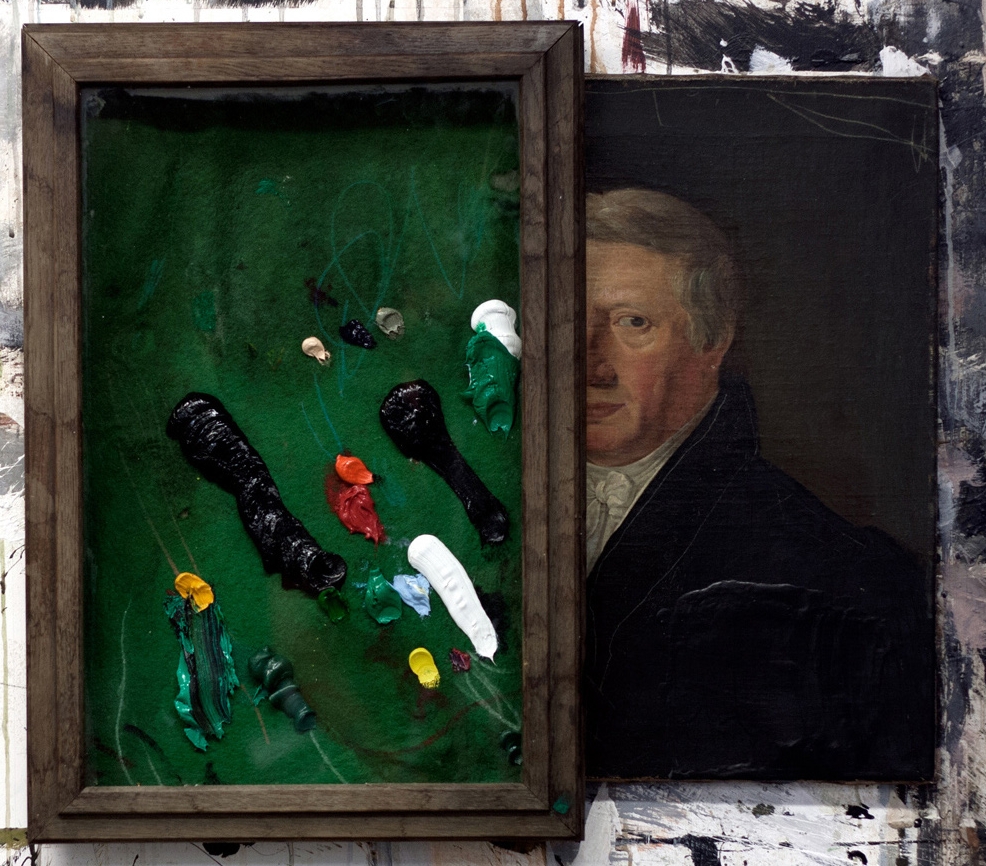 Oil in woodbox on original 1800 portrait of a vice guy 58x75cm