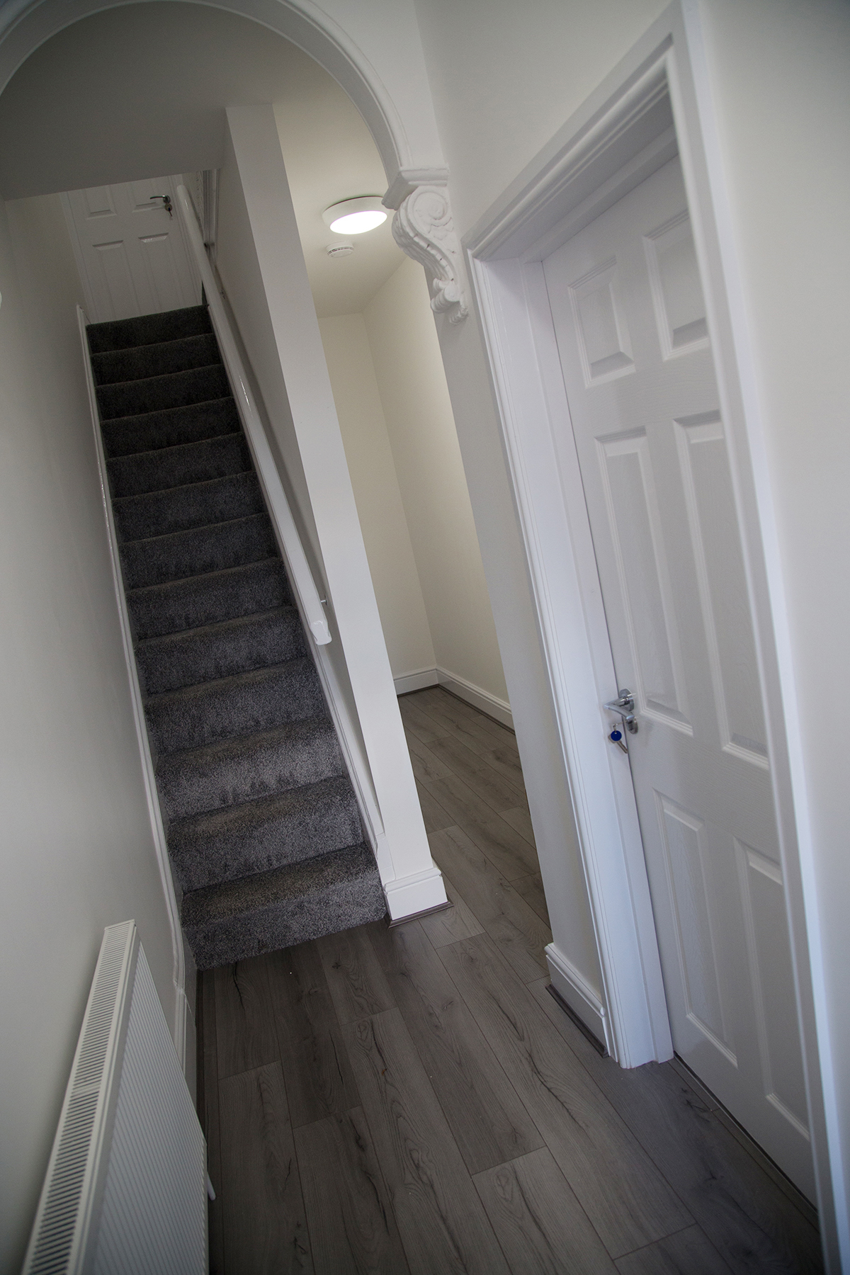 Hallway1.jpg