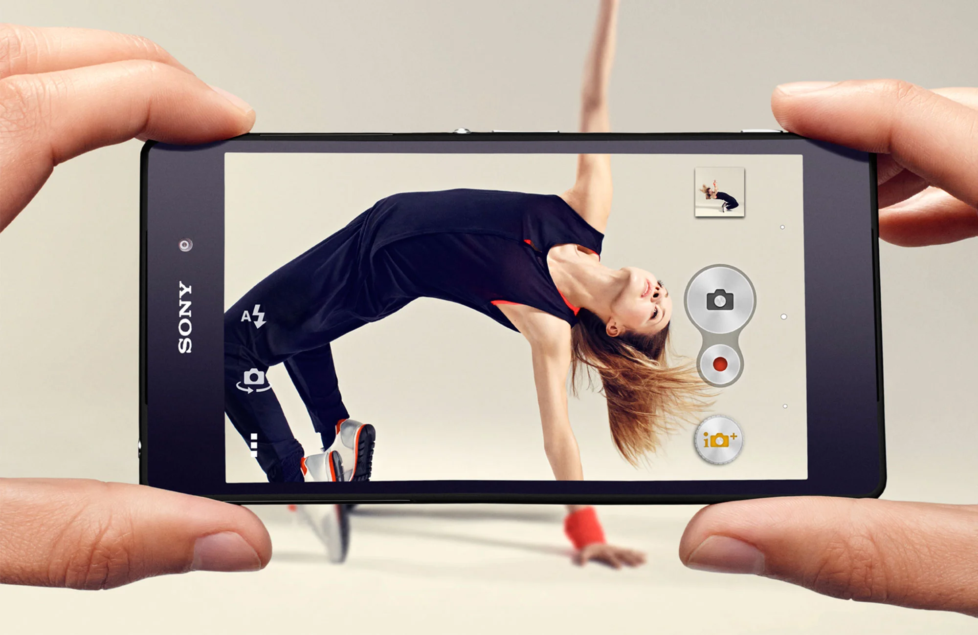 TG_WEBSITE_XPERIA_Z2_2000X1300PX_2.jpg