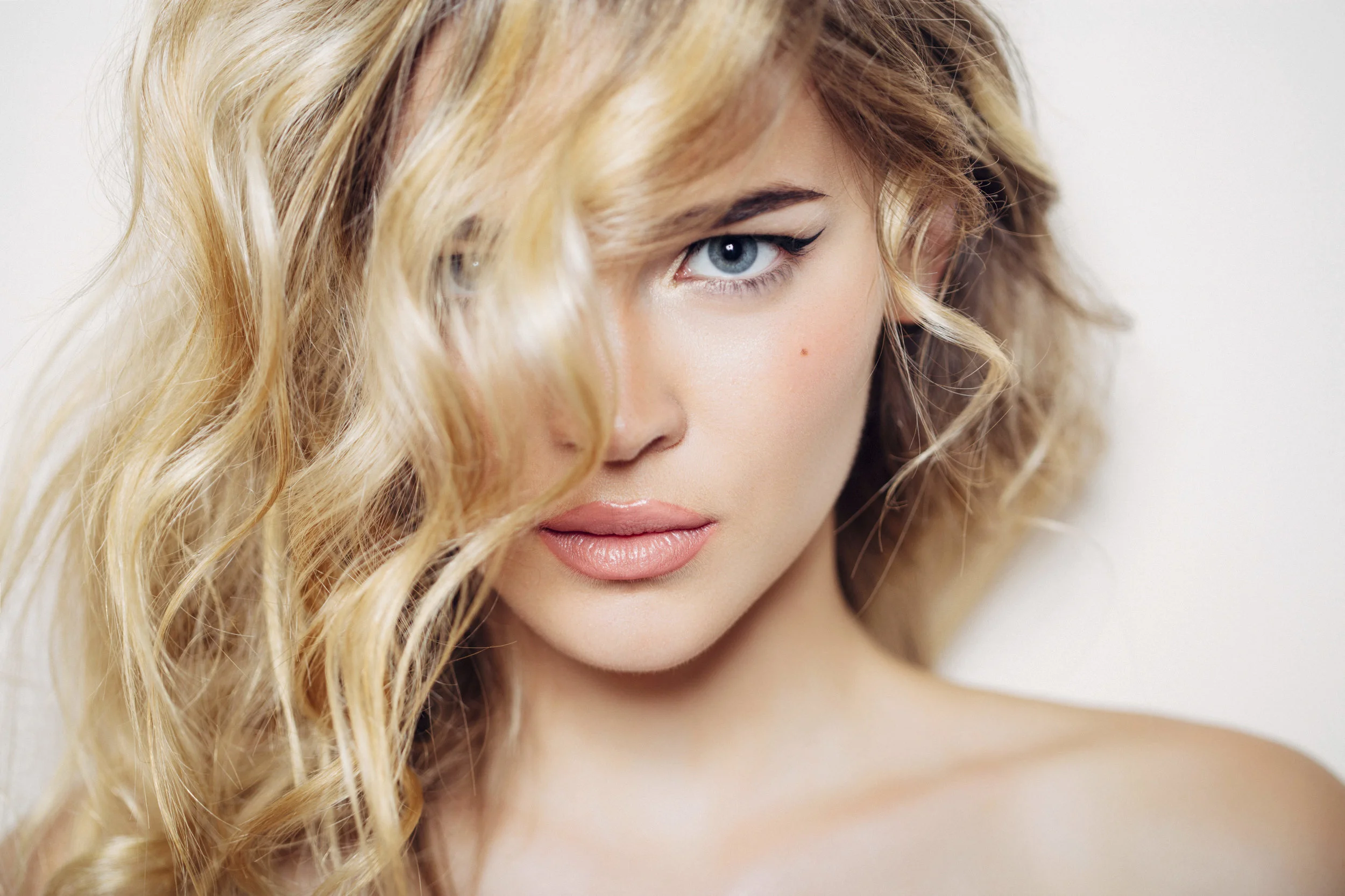 Key West Blond by Nicolas Sioen