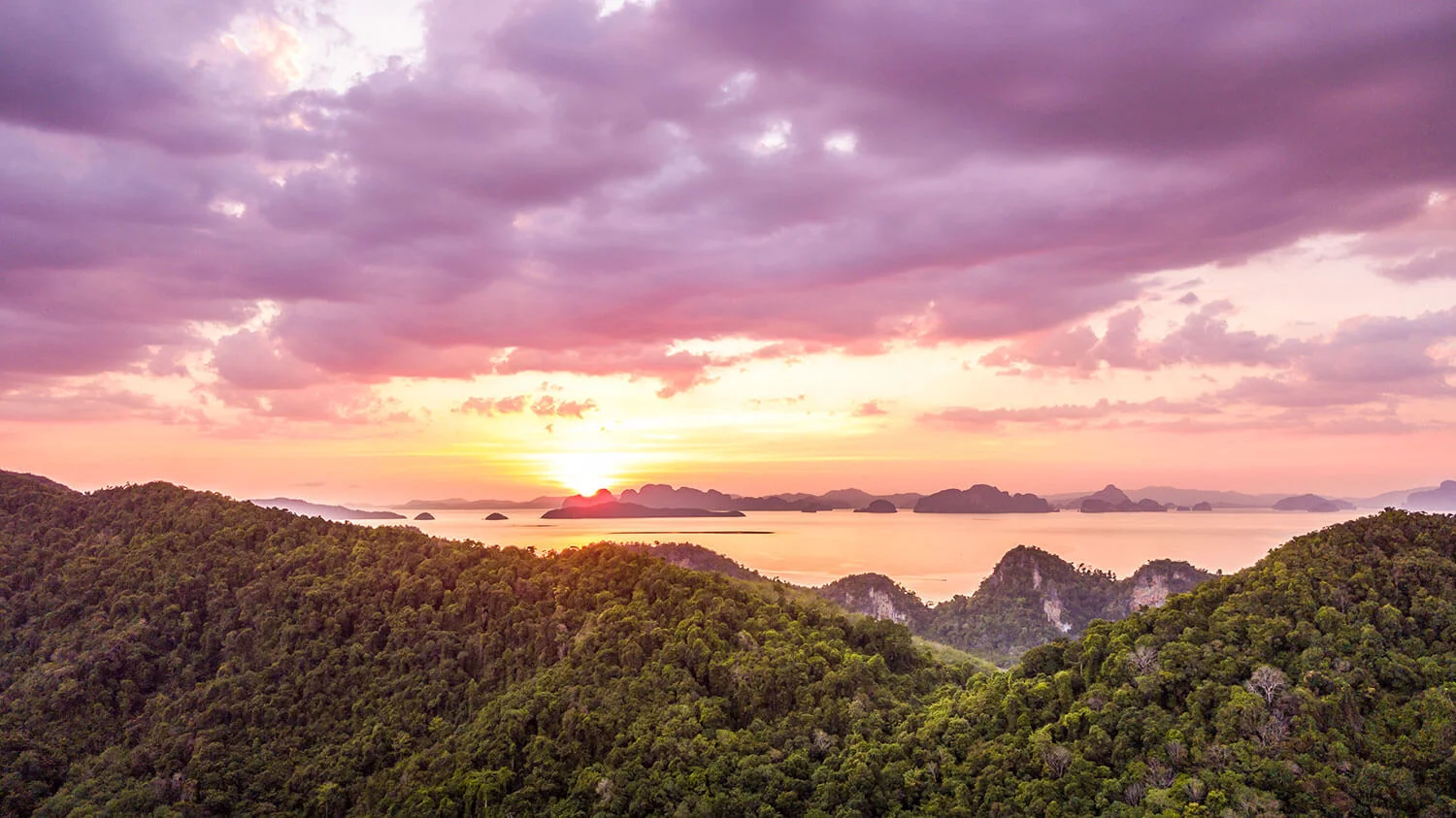 Koh-Yai-Noi-sunset-2.jpg