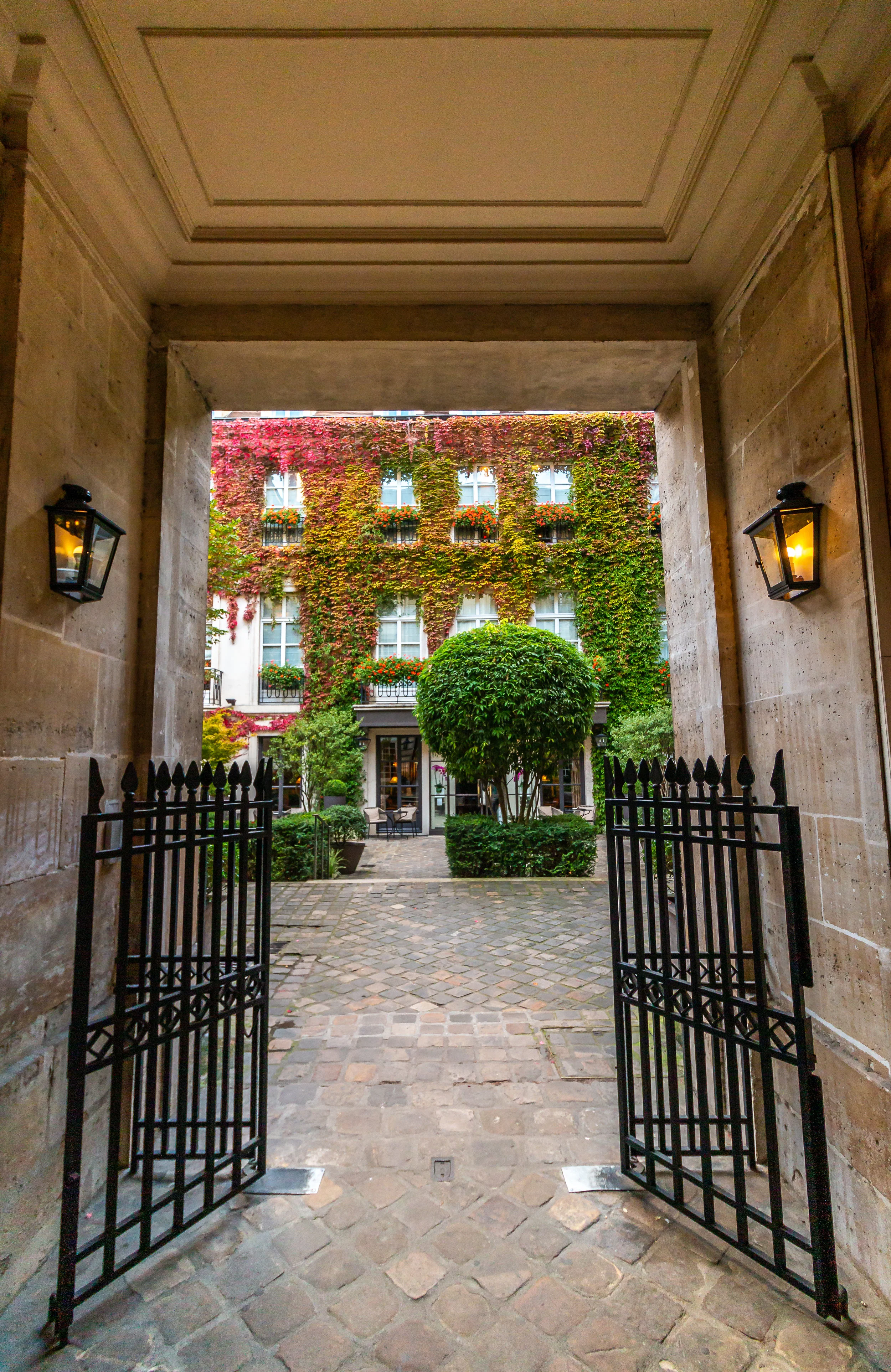 Pavillon de la Reine