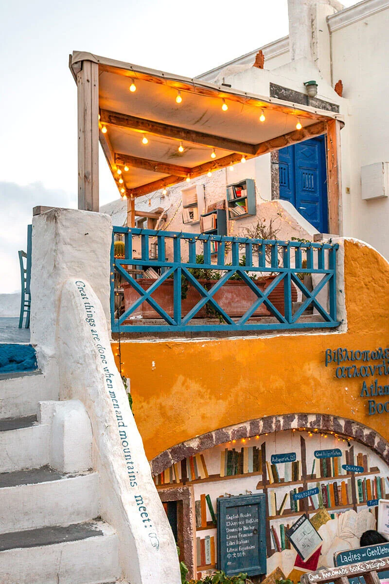 Santorini-Oia-24.jpg