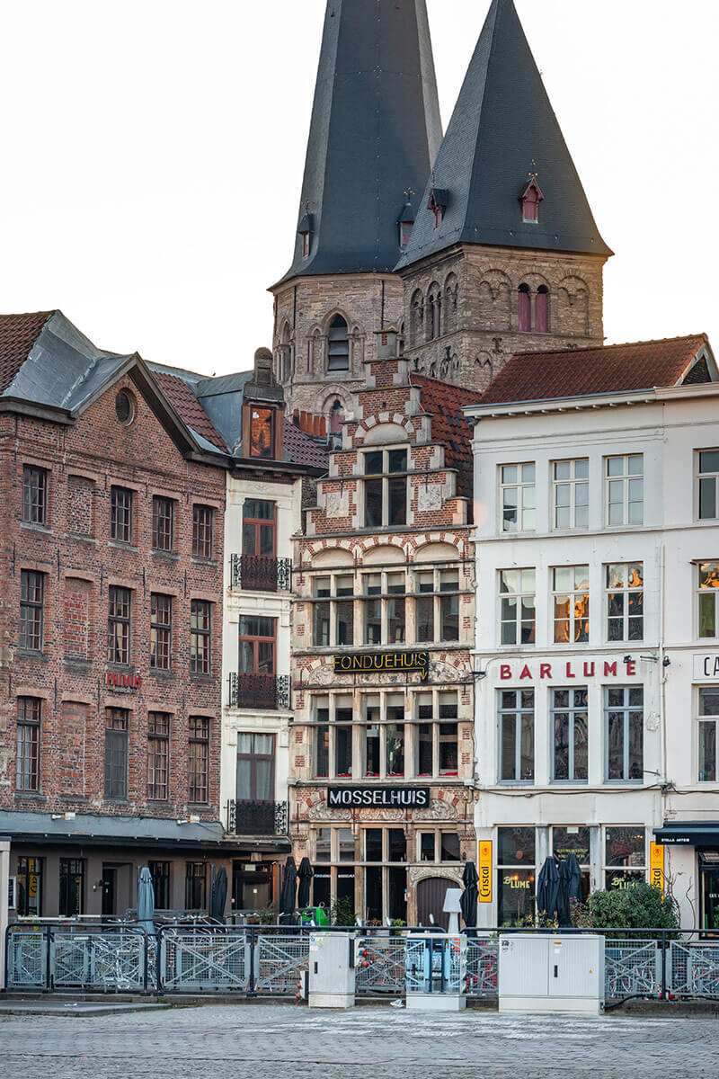 Ghent-Flemish-Houses-7.jpg