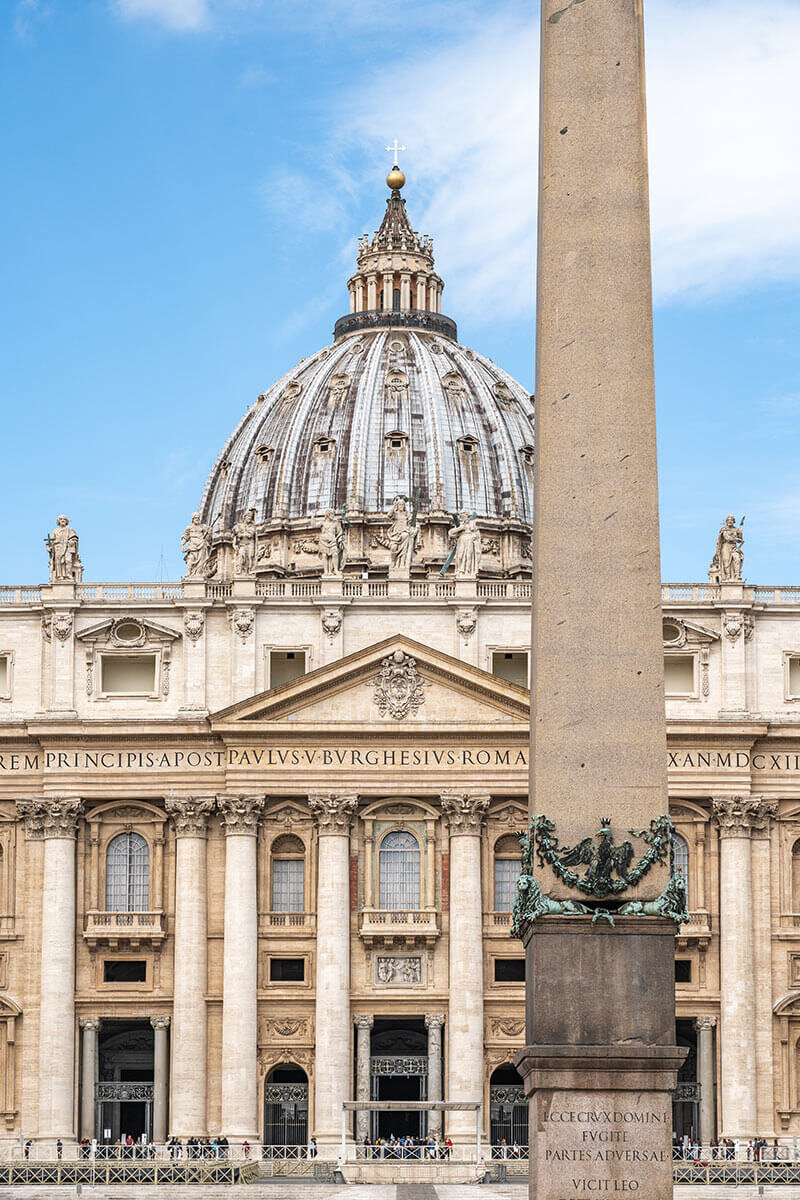 Things-to-do-in-Rome-Vatican-San-Pietro-Basilica-2.jpg
