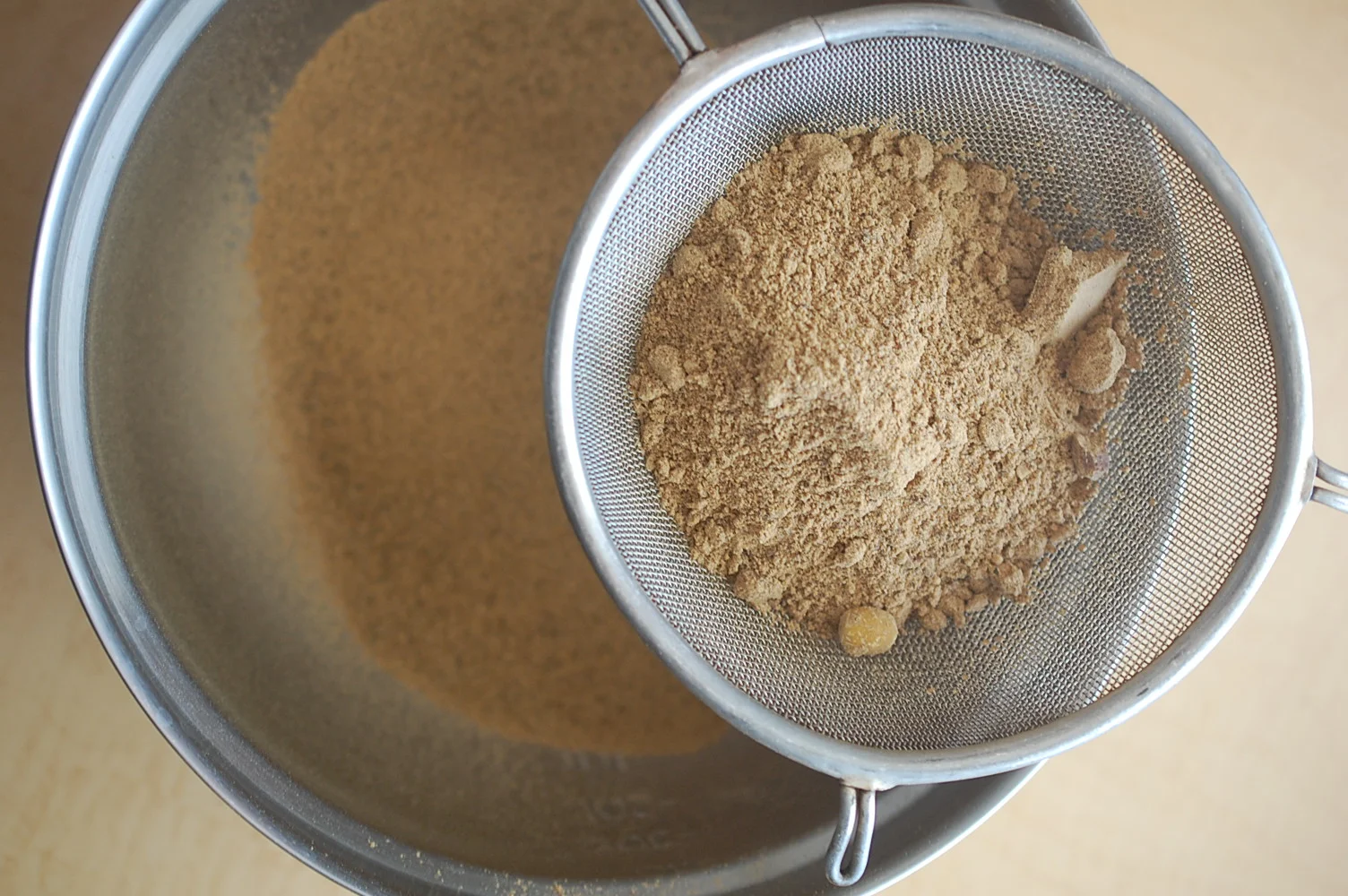 making acorn flour