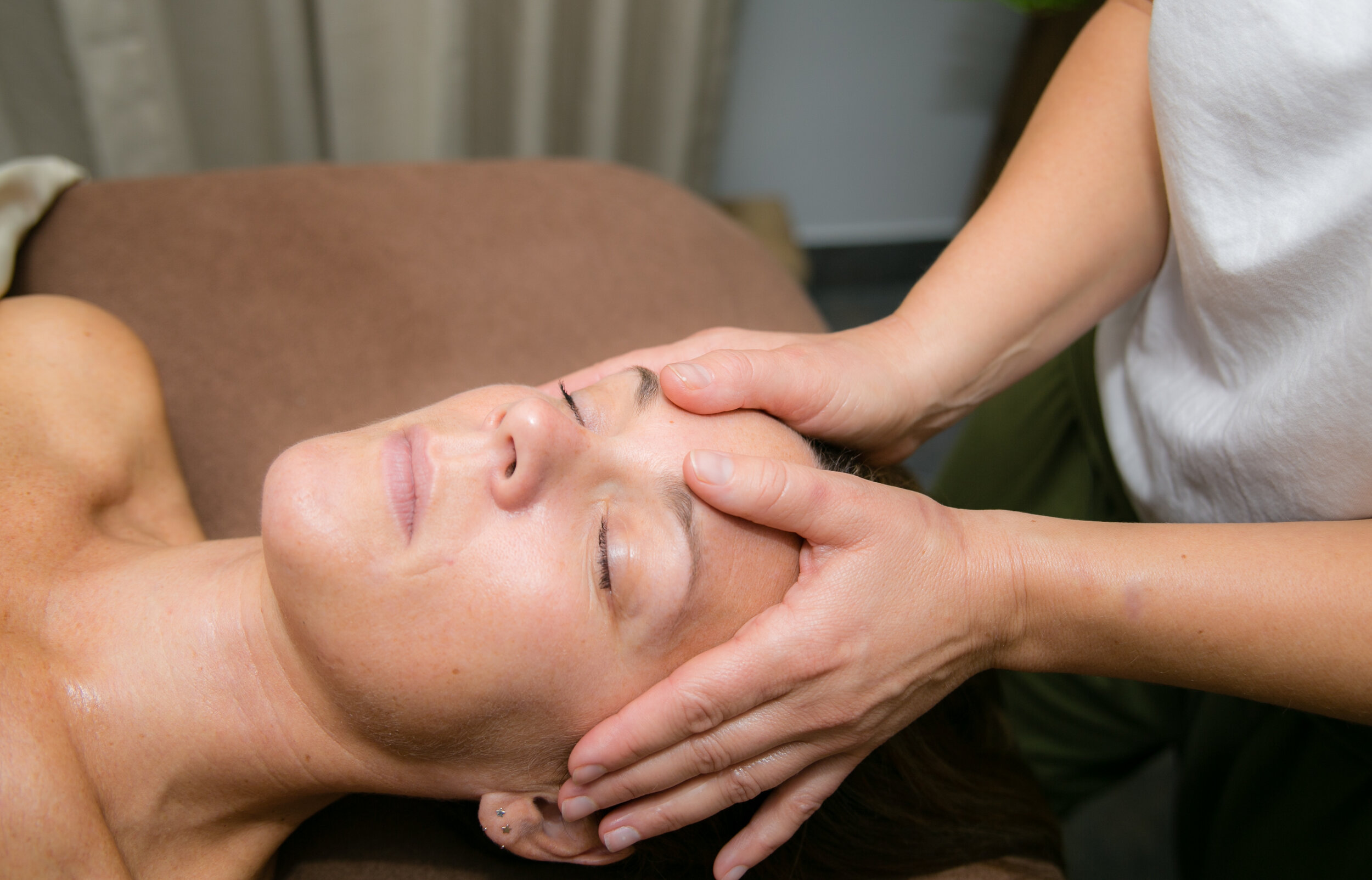 Ayurvedic Head Massage, Head, Neck & Face Massage