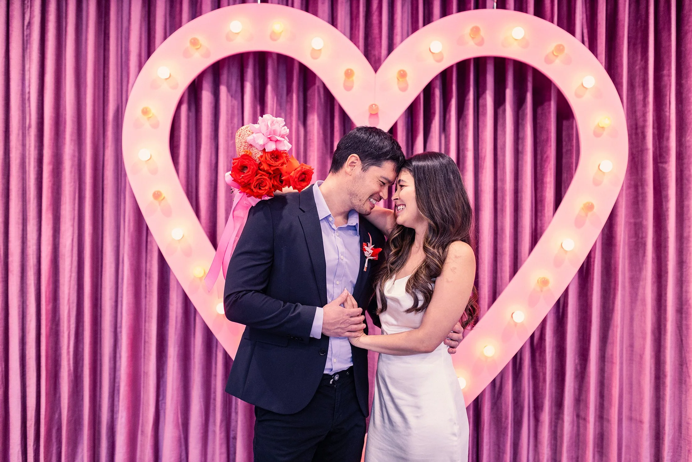 3T8A2077 2200px las vegas wedding photographer.jpg