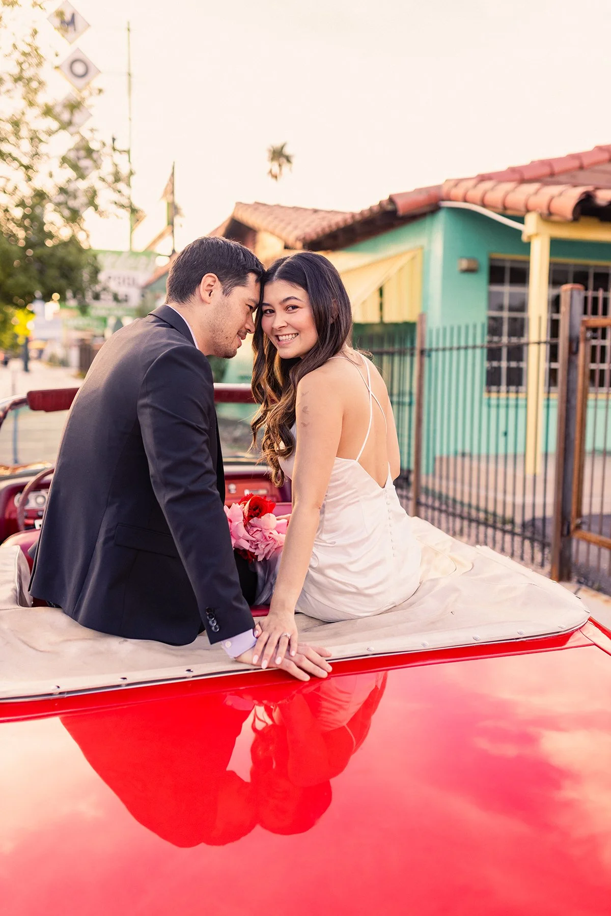 3T8A2168 1800px las vegas wedding photographer.jpg