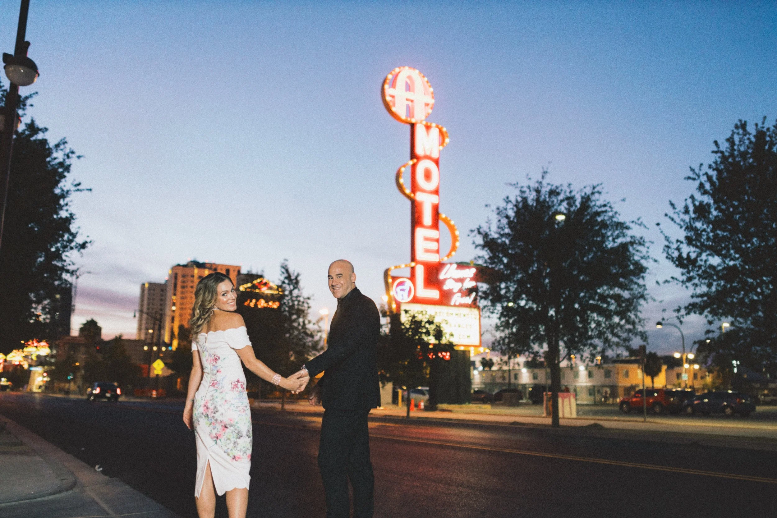 las vegas elopement photographer