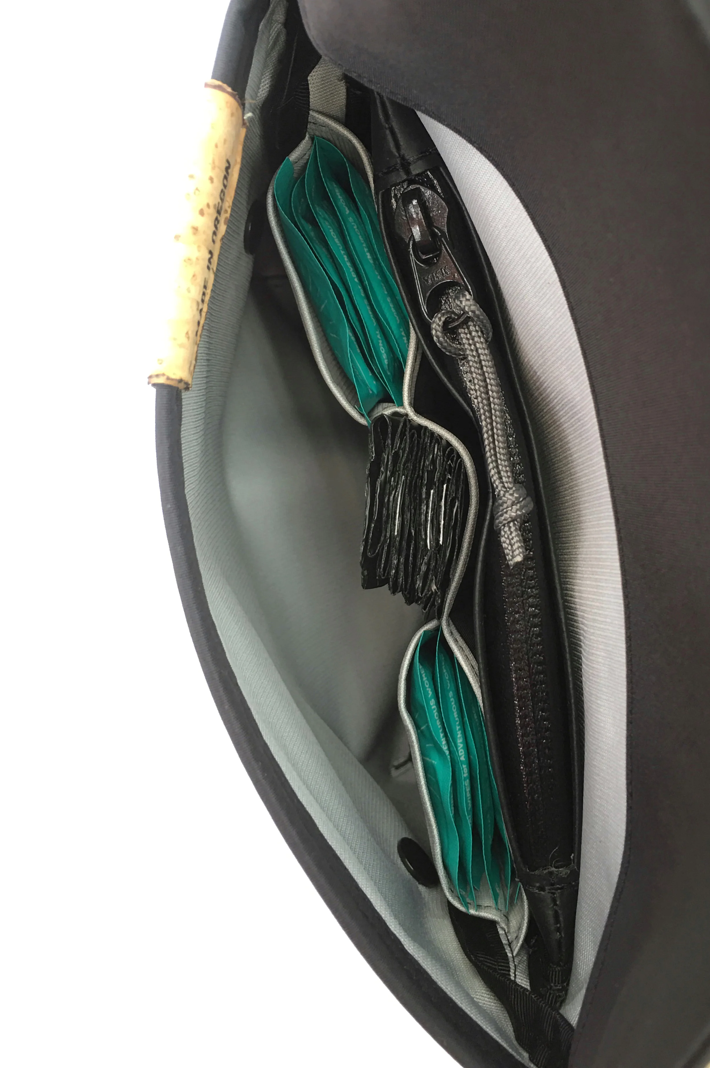 Clutch - obsidian - interior.jpg