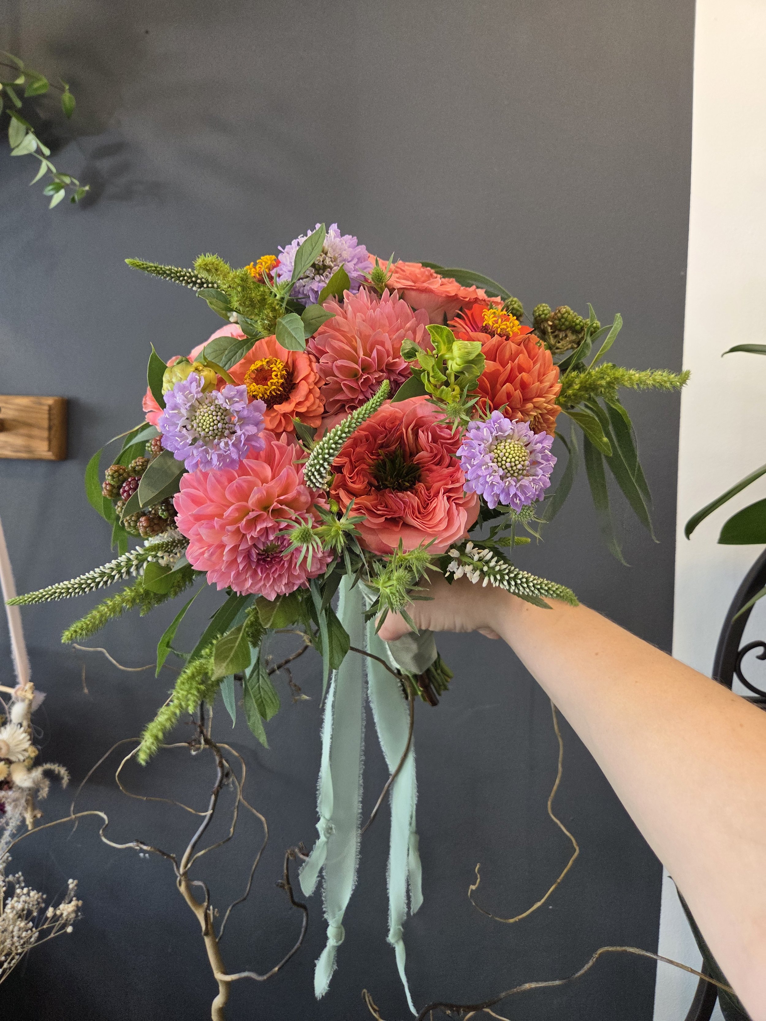 garden_rose_bridal_bouquet.jpg