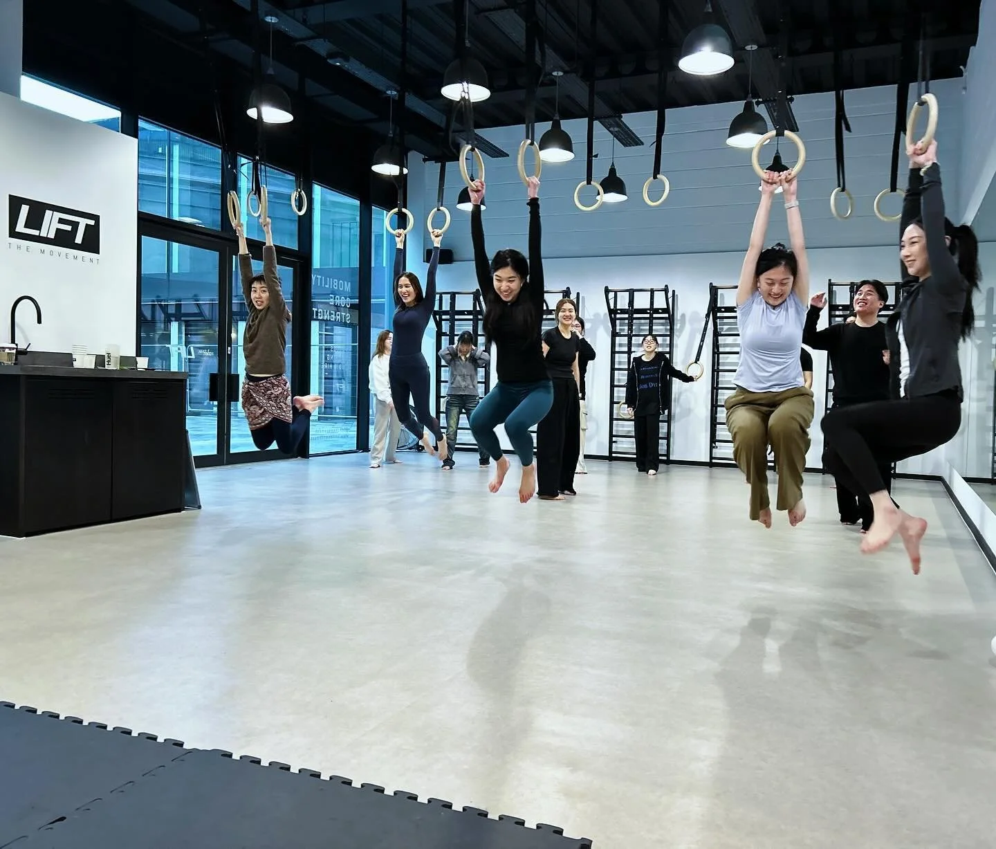 Visit @lift.themovement in Shoreditch on Sunday, 18th February, from 4pm to 6pm, to see @rcasculpture realise a response to a residency of movement classes conducted across January and February, as part of the Festus project series. #sculpture #perfo