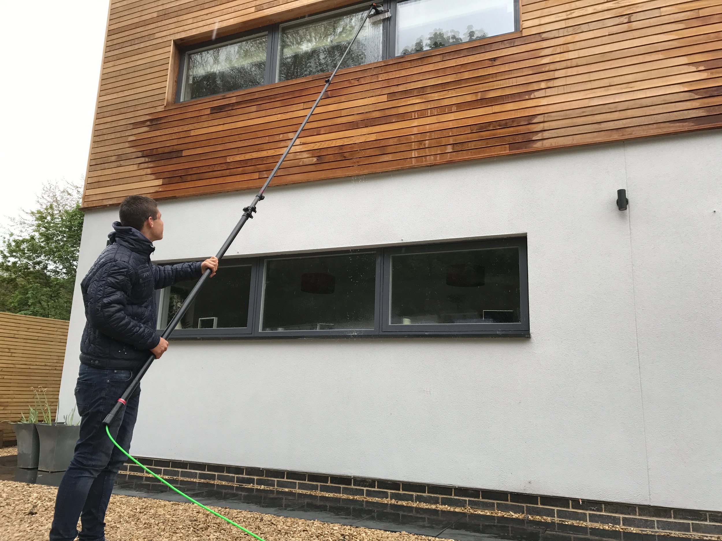  DOMESTIC WINDOW CLEANING   REQUEST A QUOTATION  